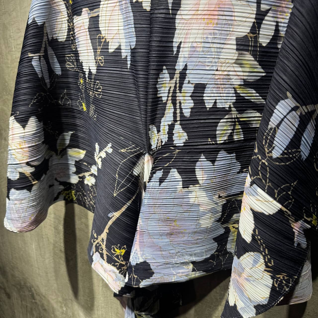 Pleats Please Issey Miyake Issey Miyake Pleats Please Japanese Style Flower Dress BNWT Size L / US 10 / IT 46 - 8 Thumbnail