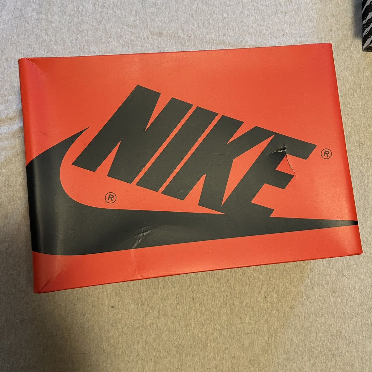 Jordan Brand Jordan 1 Retro High Satin Bred Size US 11.5 / IT 41.5 - 7 Thumbnail