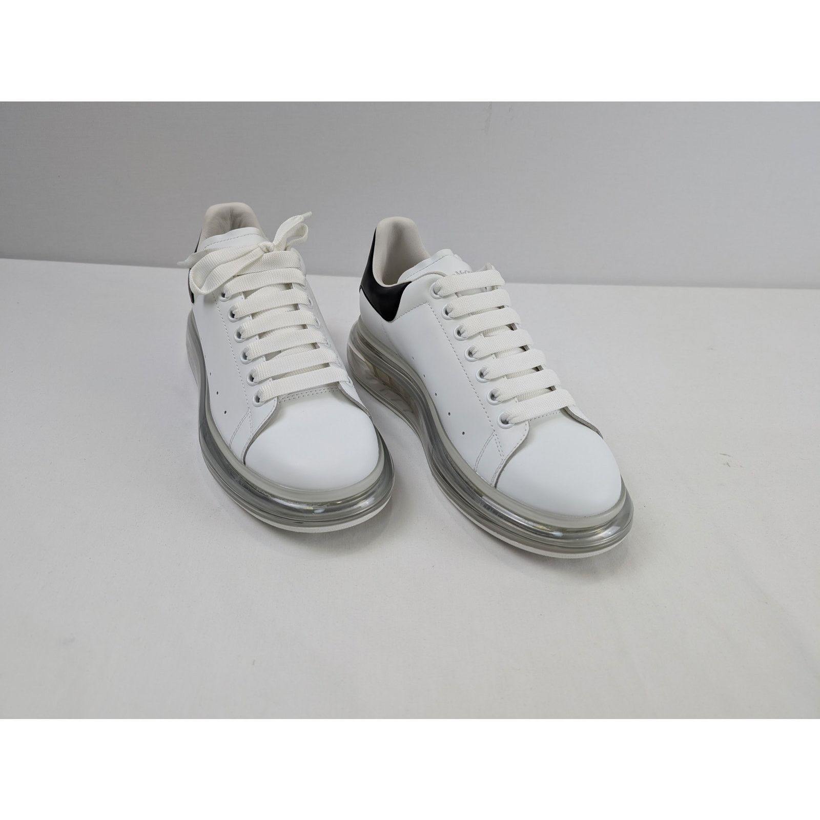 Alexander McQueen o1rshd1 Larry Sneakers in White/Black 42.5 Size US 9.5 / EU 42-43 - 7 Thumbnail