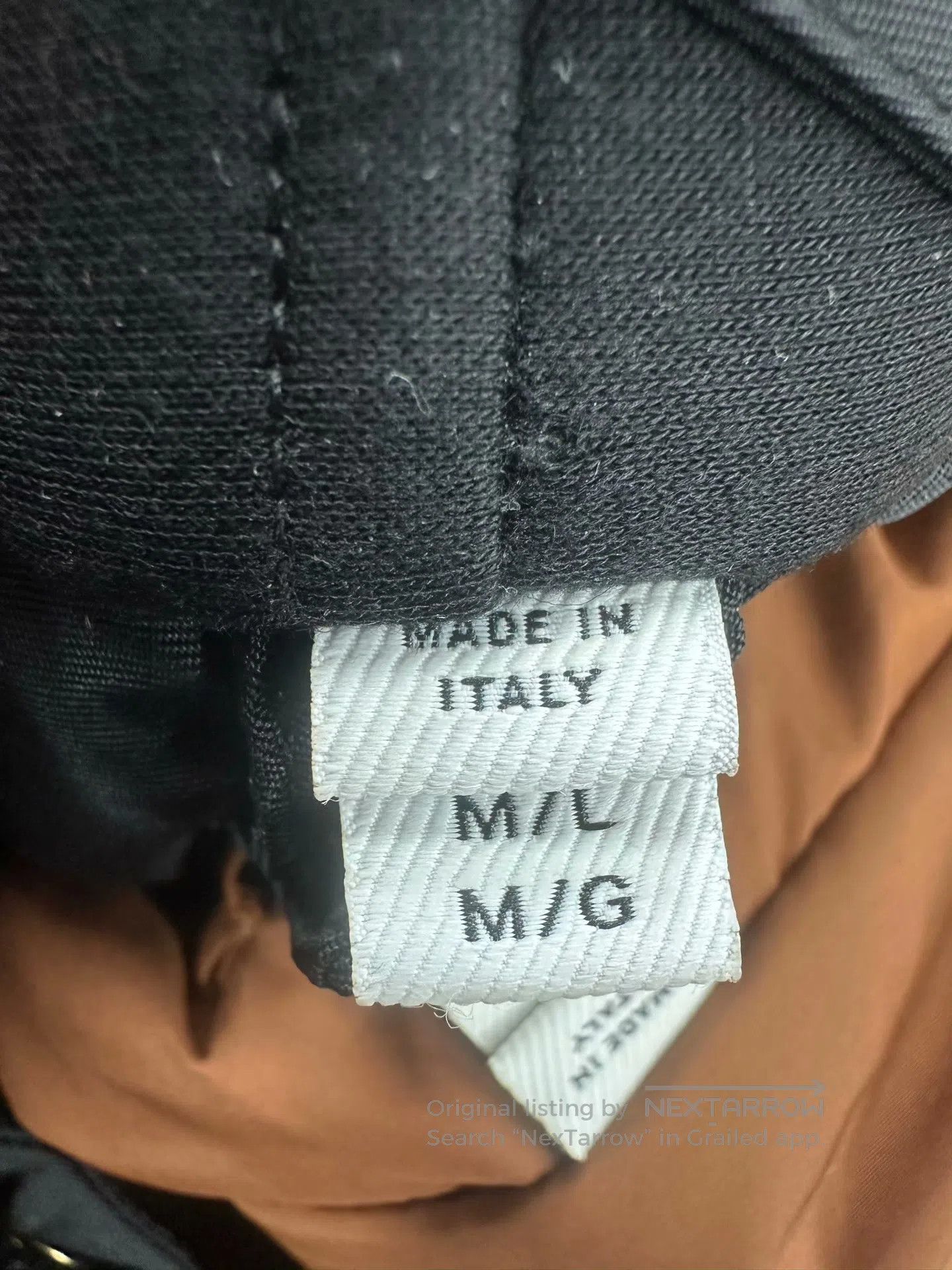 Burberry Burberry Black Gold Button Two-in-one Down Hooded Cloak Ca Size M / US 6-8 / IT 42-44 - 5 Thumbnail