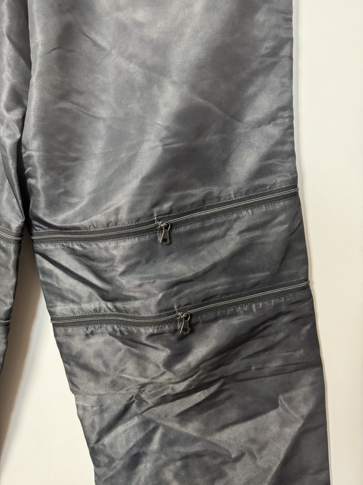 Y/Project BNWT Y/Project FW23 Runaway Black Nylon Zip Baggy Pants Size US 30 / EU 46 - 8 Thumbnail