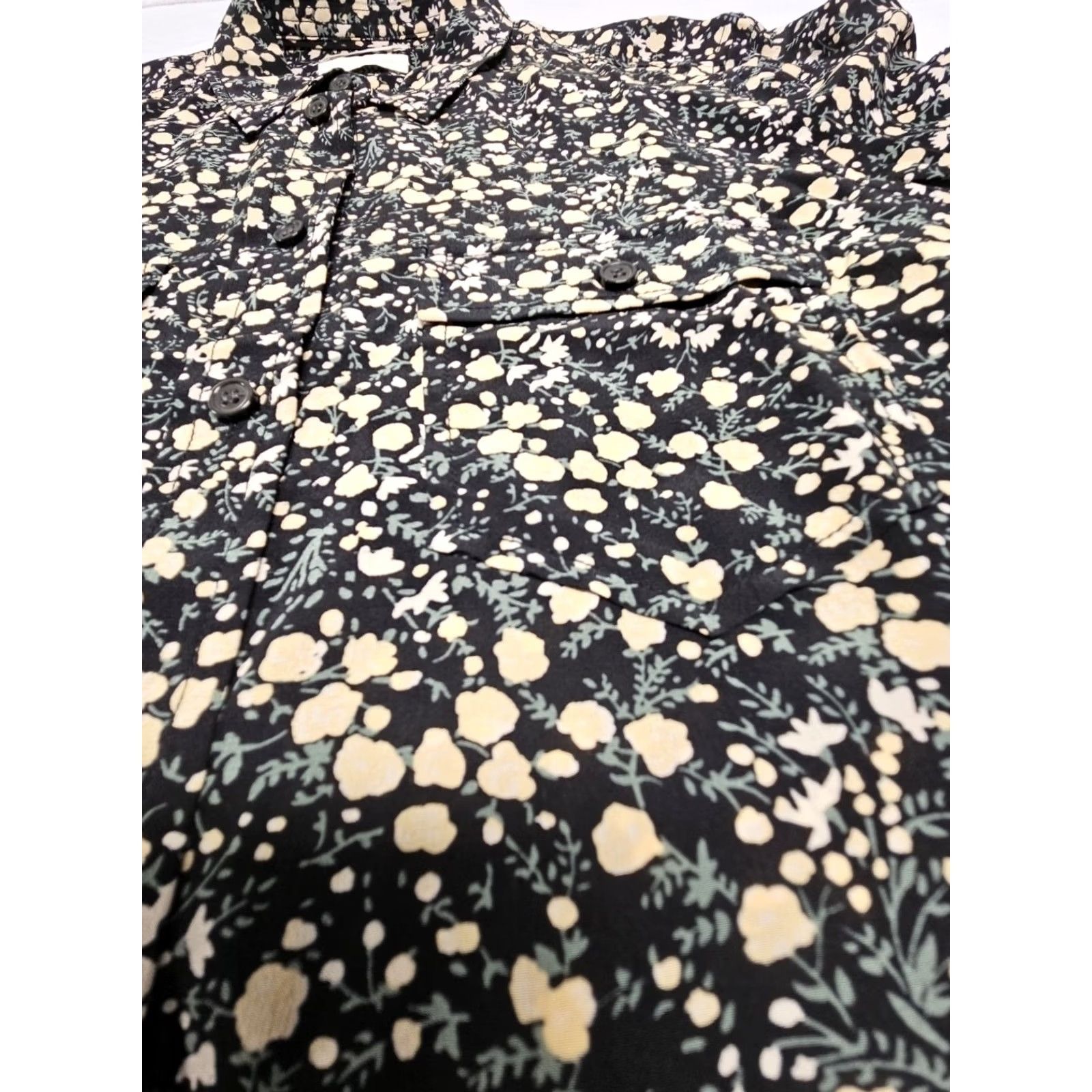 J.Crew J.CREW Blouse Silk Black Floral Button Front Women 10 Long Sleeve Collared Pattern Floral Lightweight Regular Size L / US 10 / IT 46 - 6 Thumbnail