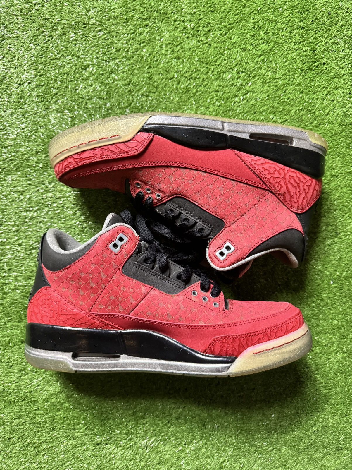 Jordan Brand Air Jordan 3 Retro Doernbecher 2010 Size US 9 / EU 42 - 4 Thumbnail