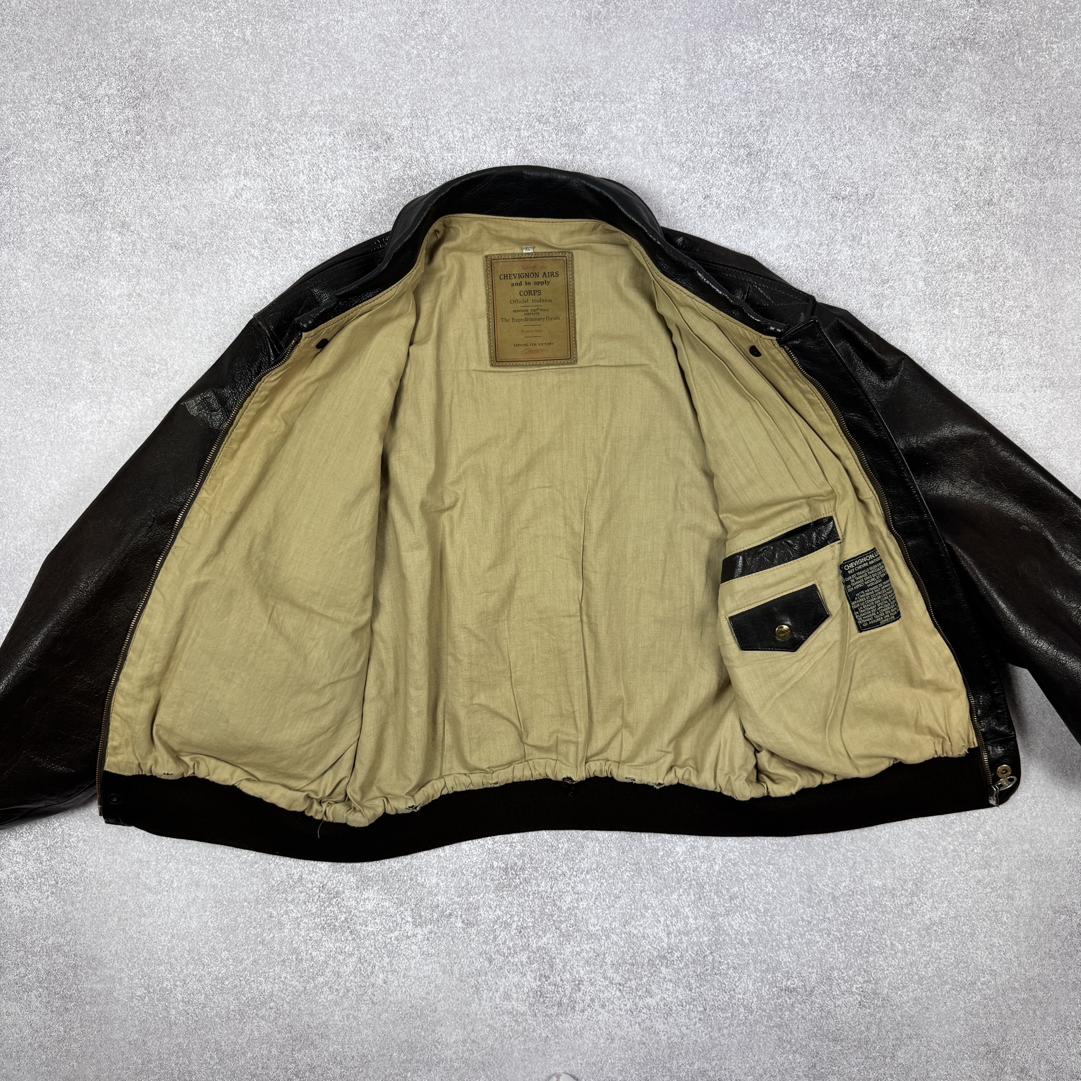 Aviator Nation × Chevignon VINTAGE CHEVIGNON AIRS AVIATOR FLYING LEATHER JACKET SIZE XL Size US XL / EU 56 / 4 - 3 Thumbnail