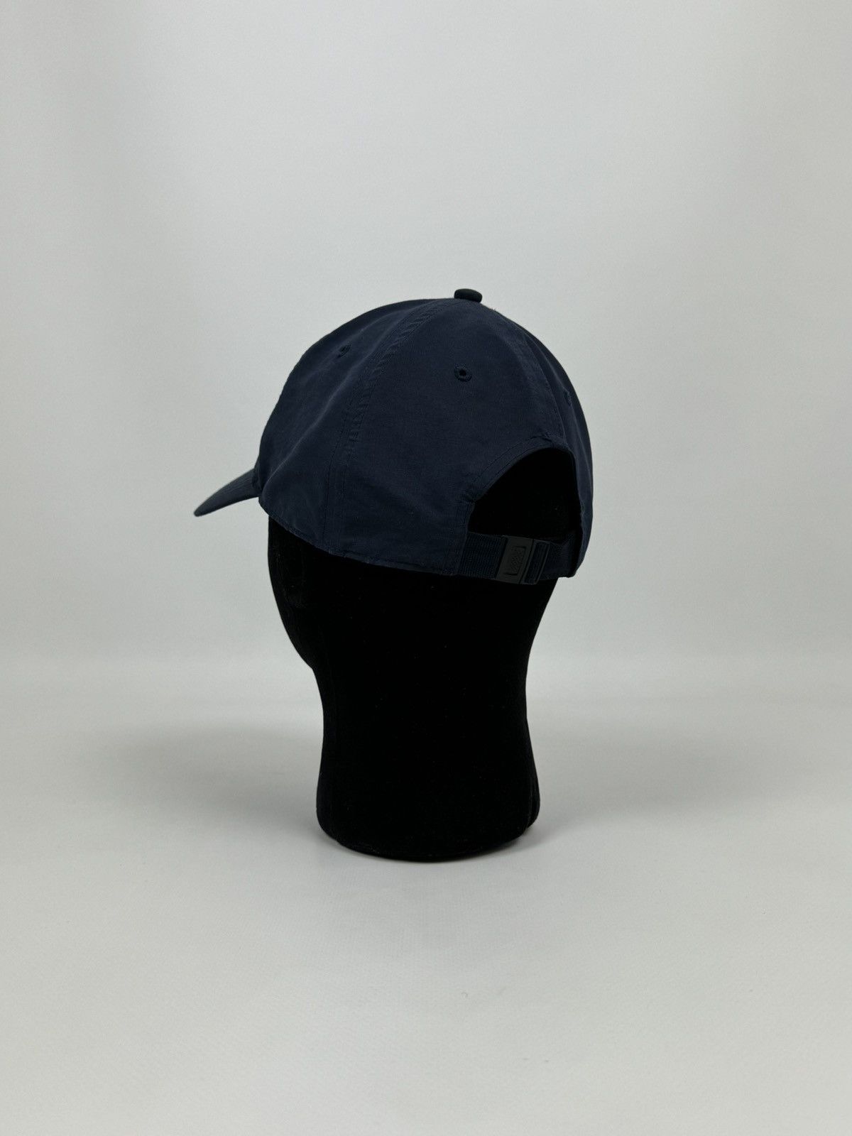 Vintage 2000s Vintage y2k Nike Metal Swoosh Baseball Cap Drill Size ONE SIZE - 3 Thumbnail