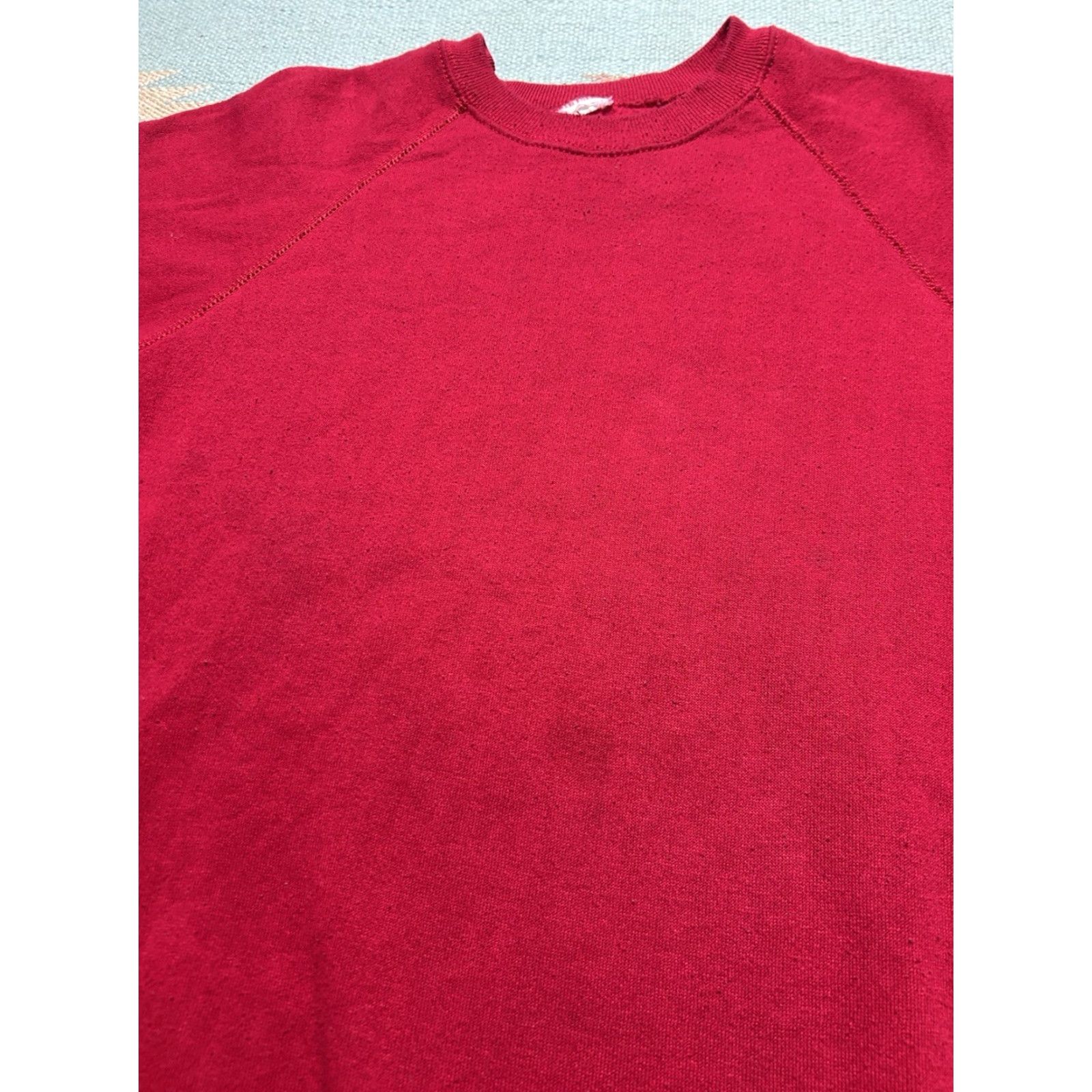 Vintage VINTAGE 80s Sweatshirt Crewneck Raglan Red Pullover Adult XL Men's Size US XL / EU 56 / 4 - 3 Thumbnail