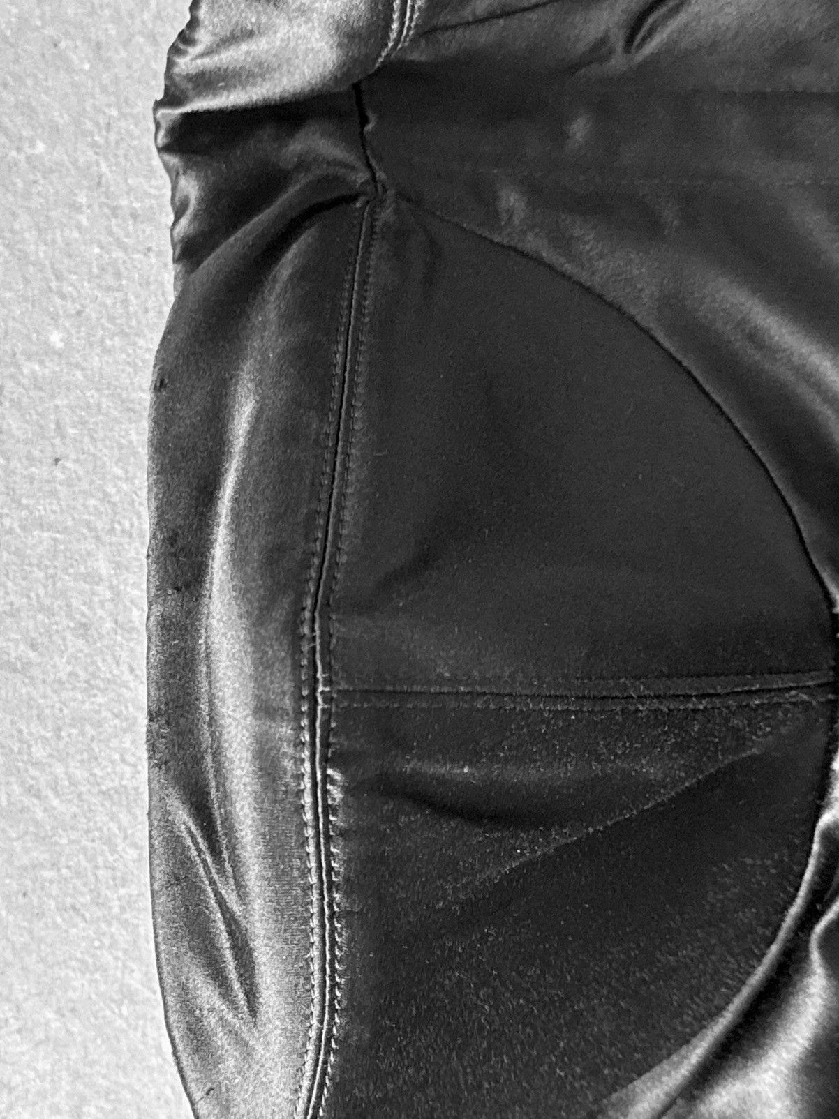 Gucci Gucci by Tom Ford Spring 2001 Black Satin Corset Blouse Size M / US 6-8 / IT 42-44 - 10 Thumbnail