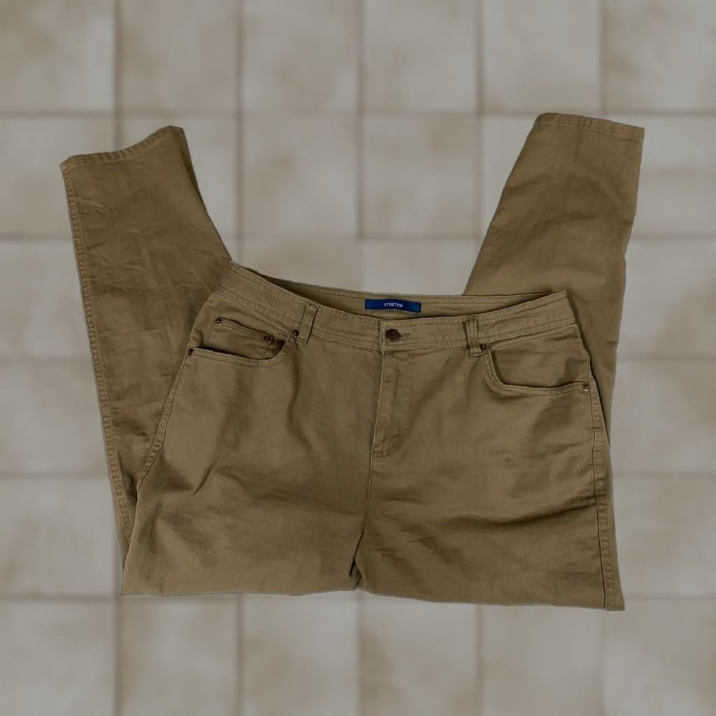 Bill Blass Bill Blass Womens Chino Pants 14P Brown Straight Stretch Size 36" / US 14 / IT 50 - 1 Thumbnail