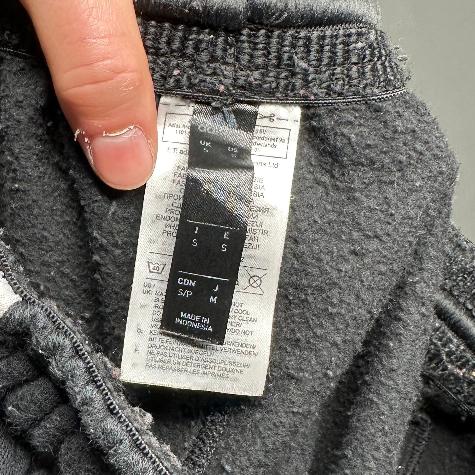 Adidas Vintage Y2K Adidas Joggers Mens S Relaxed Black Sweatpants Size US 30 / EU 46 - 4 Thumbnail