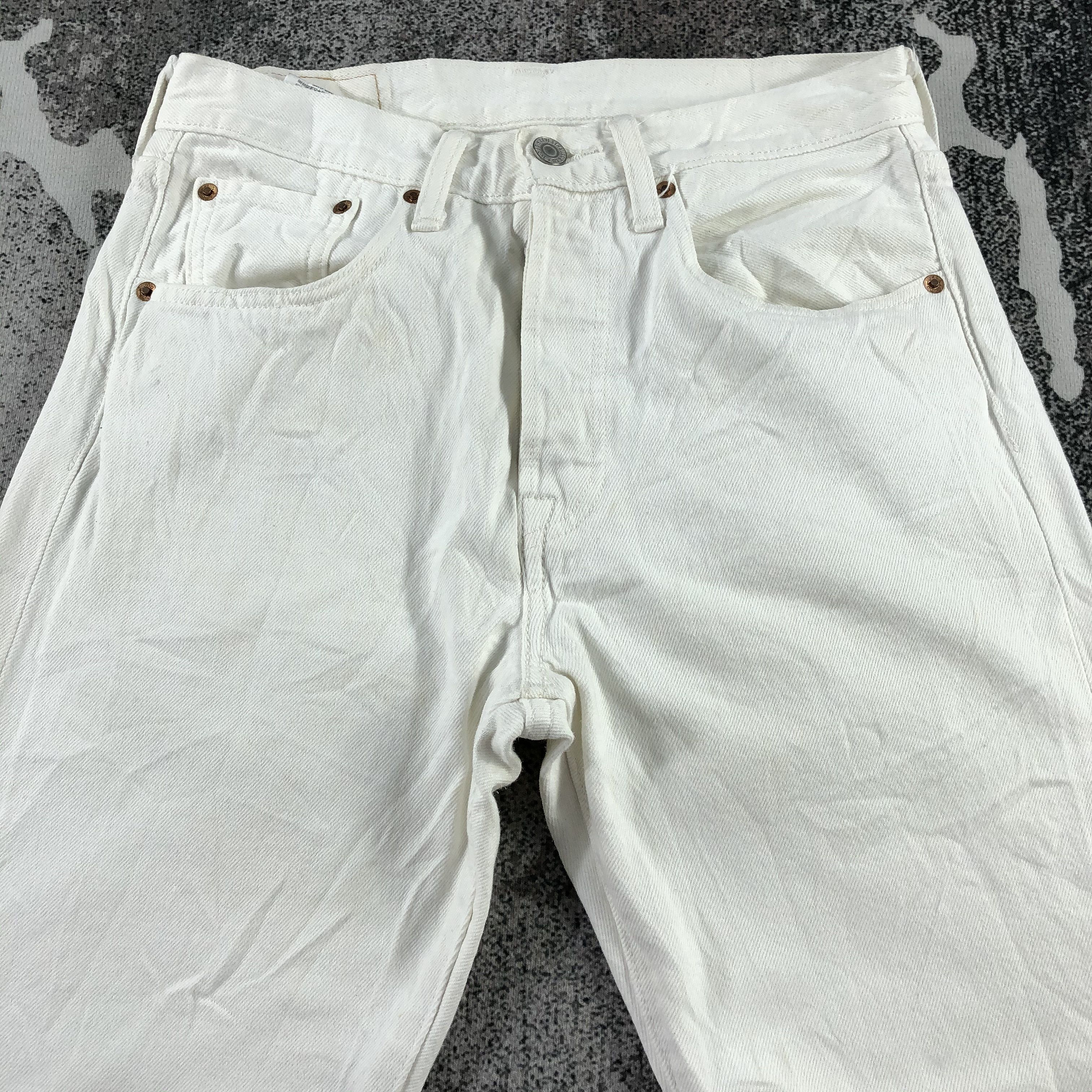 Levi's Levis 501 Jeans Light Wash White Denim KJ1290 Size US 28 / EU 44 - 4 Thumbnail