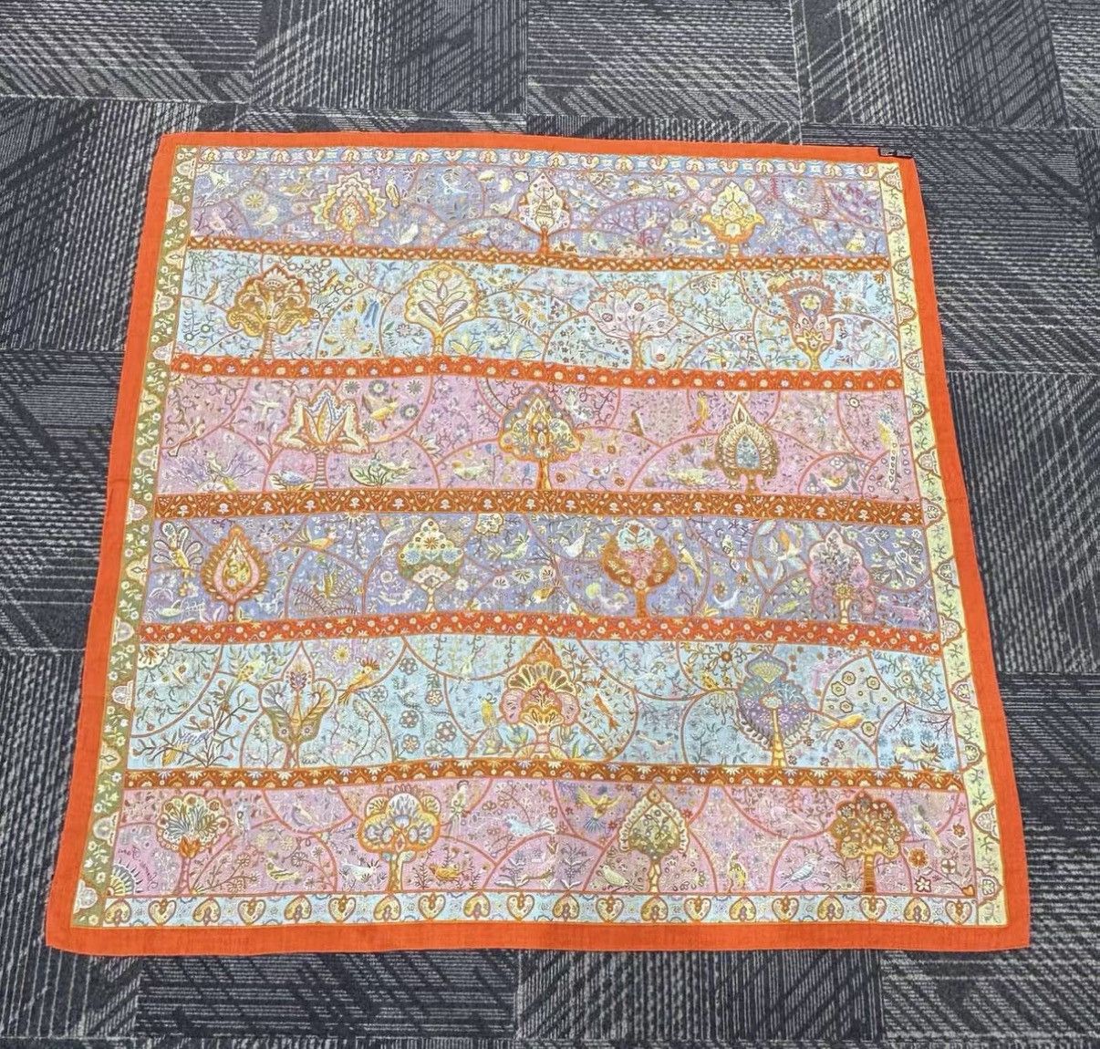 Hermes Hermès Bird & Flower Garden Cashmere Silk Scarf Shawl J42 Size ONE SIZE - 2 Thumbnail