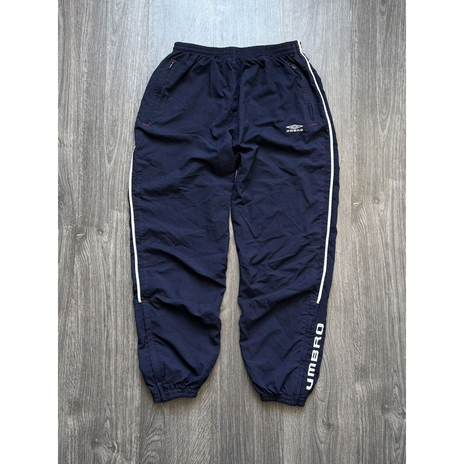 Umbro Vintage Umbro Baggy Nylon Pants Drill Y2K Size US 34 / EU 50 - 1 Thumbnail