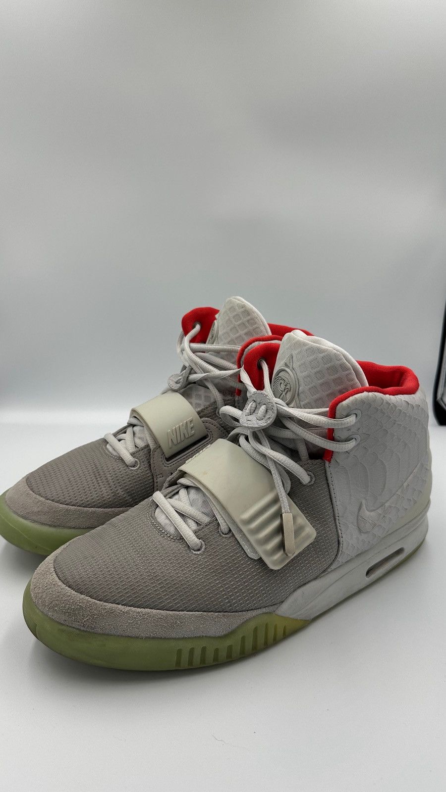 Kanye West × Nike Nike Yeezy 2 Platinum Size US 12 / EU 45 - 1 Thumbnail
