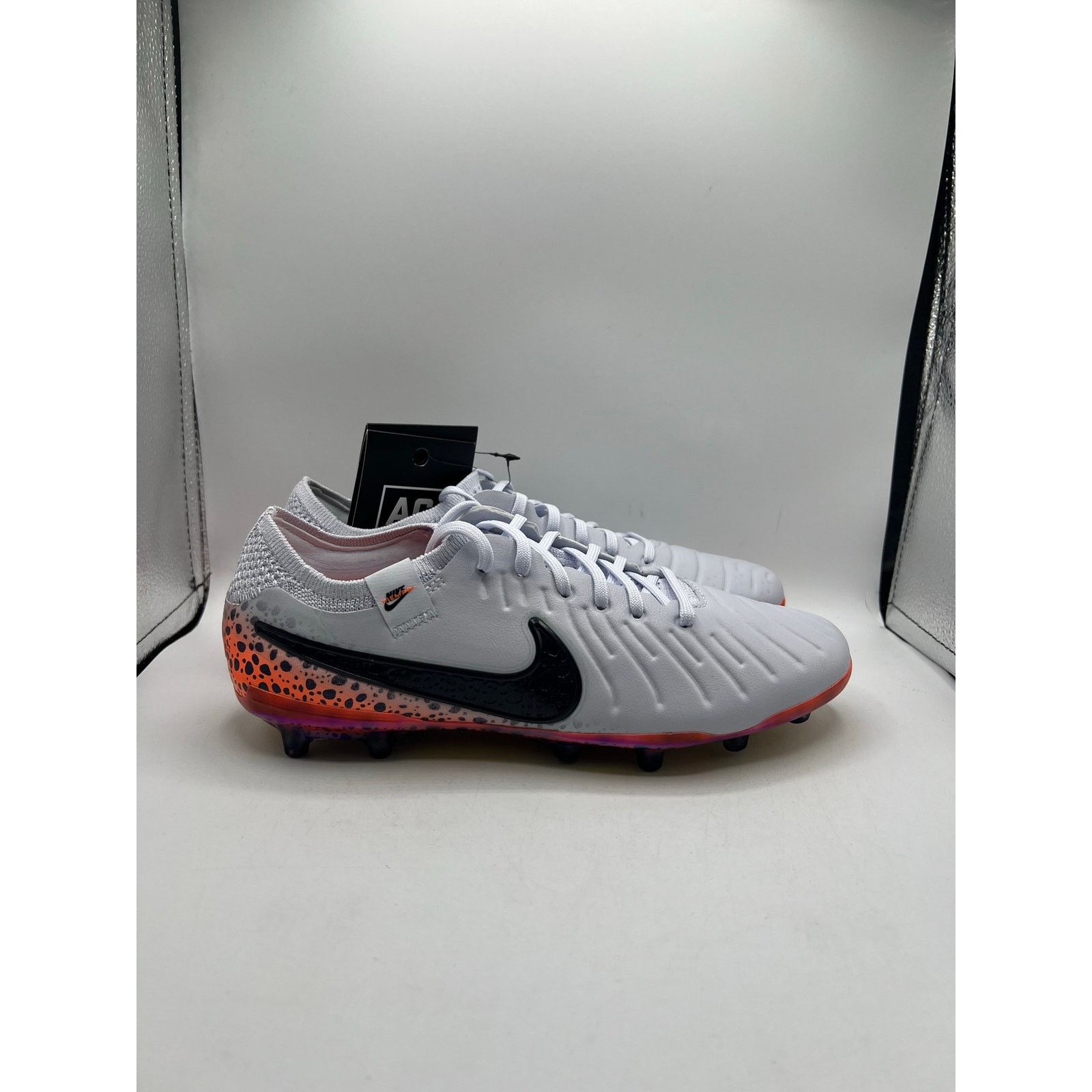 Nike Nike Legend 10 Elite AG “Gray” size 6 men’s/7.5 women’s Size US 6 / EU 39 - 3 Thumbnail