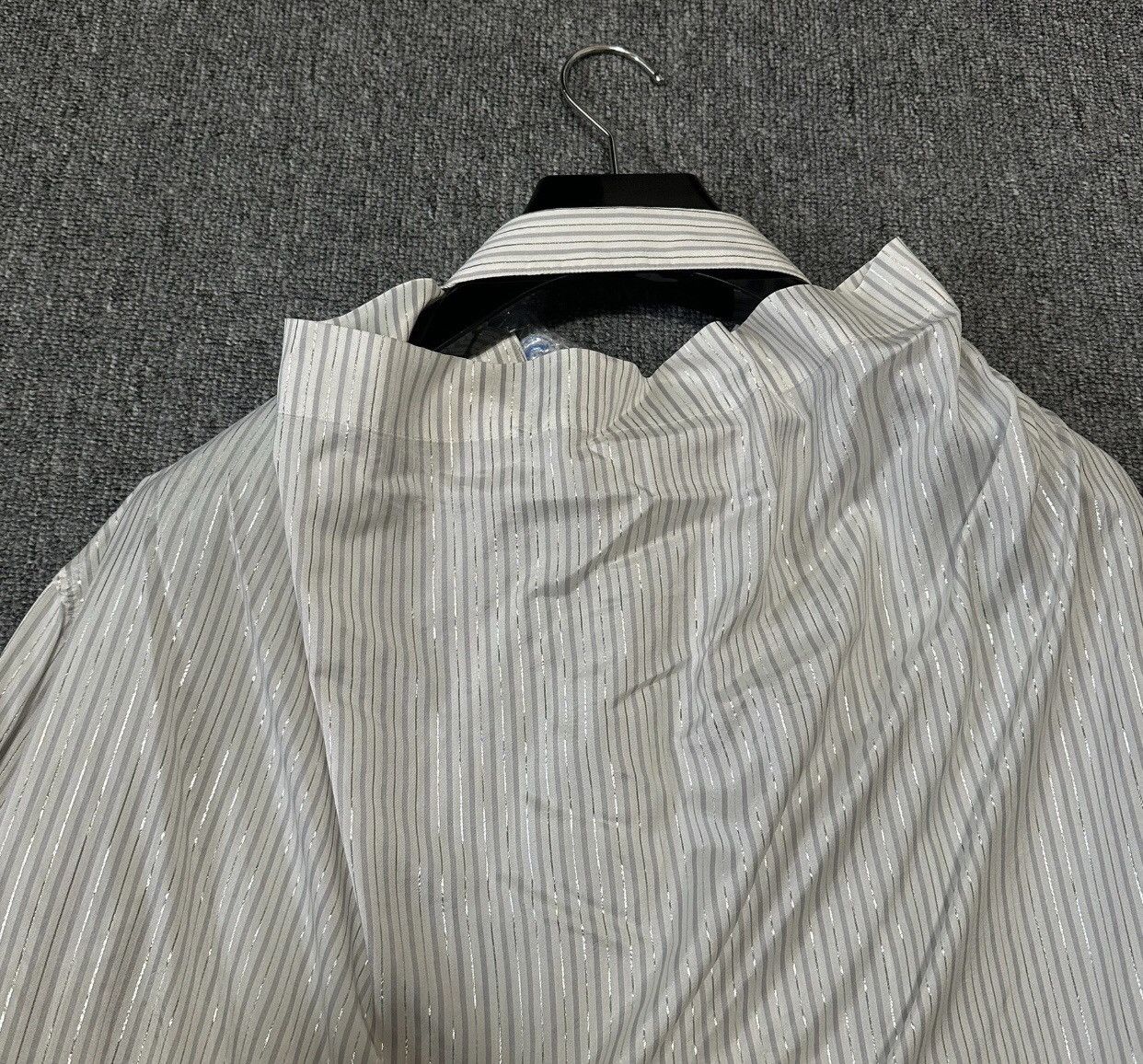 Dior Dior high-end gold wire palace backless shirt2412-Nextarrow Size US L / EU 52-54 / 3 - 5 Thumbnail
