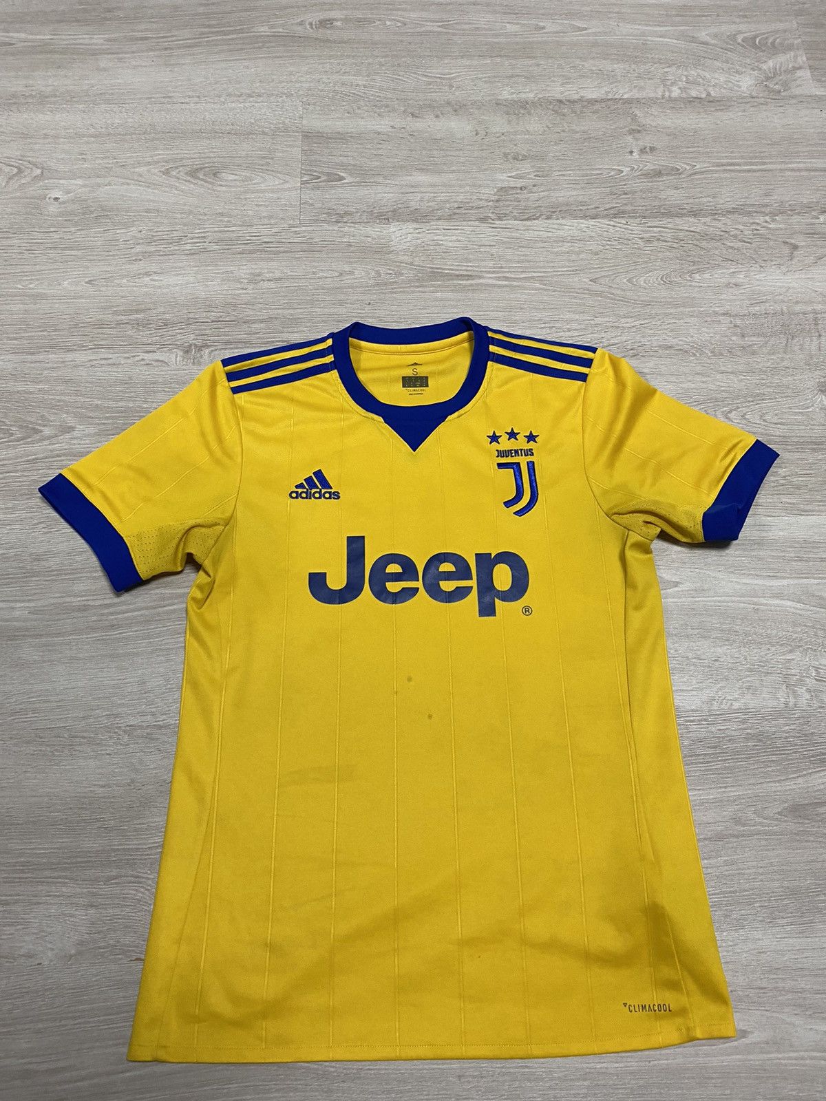 Adidas Adidas Jersey Juventus 2017 away shirt size S Size US S / EU 44-46 / 1 - 2 Thumbnail