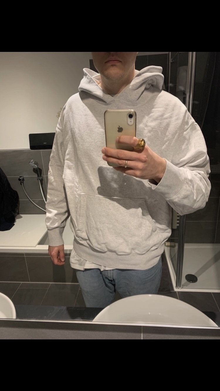 Yeezy Yeezy Season 4 Hoodie grey Size US L / EU 52-54 / 3 - 8 Thumbnail