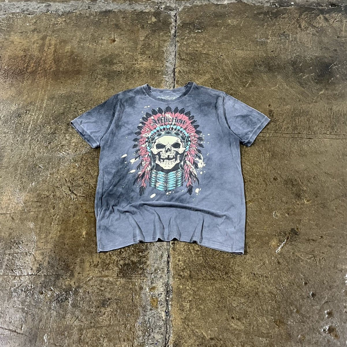 Affliction × Vintage Affliction Vintage Y2K Native Skull Grunge Skater Tee Shirt Size US L / EU 52-54 / 3 - 1 Thumbnail