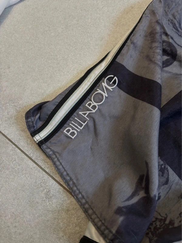 Metallica Vintage Metallica x Billabong Surf Beach Short Pants Size US 30 / EU 46 - 4 Thumbnail