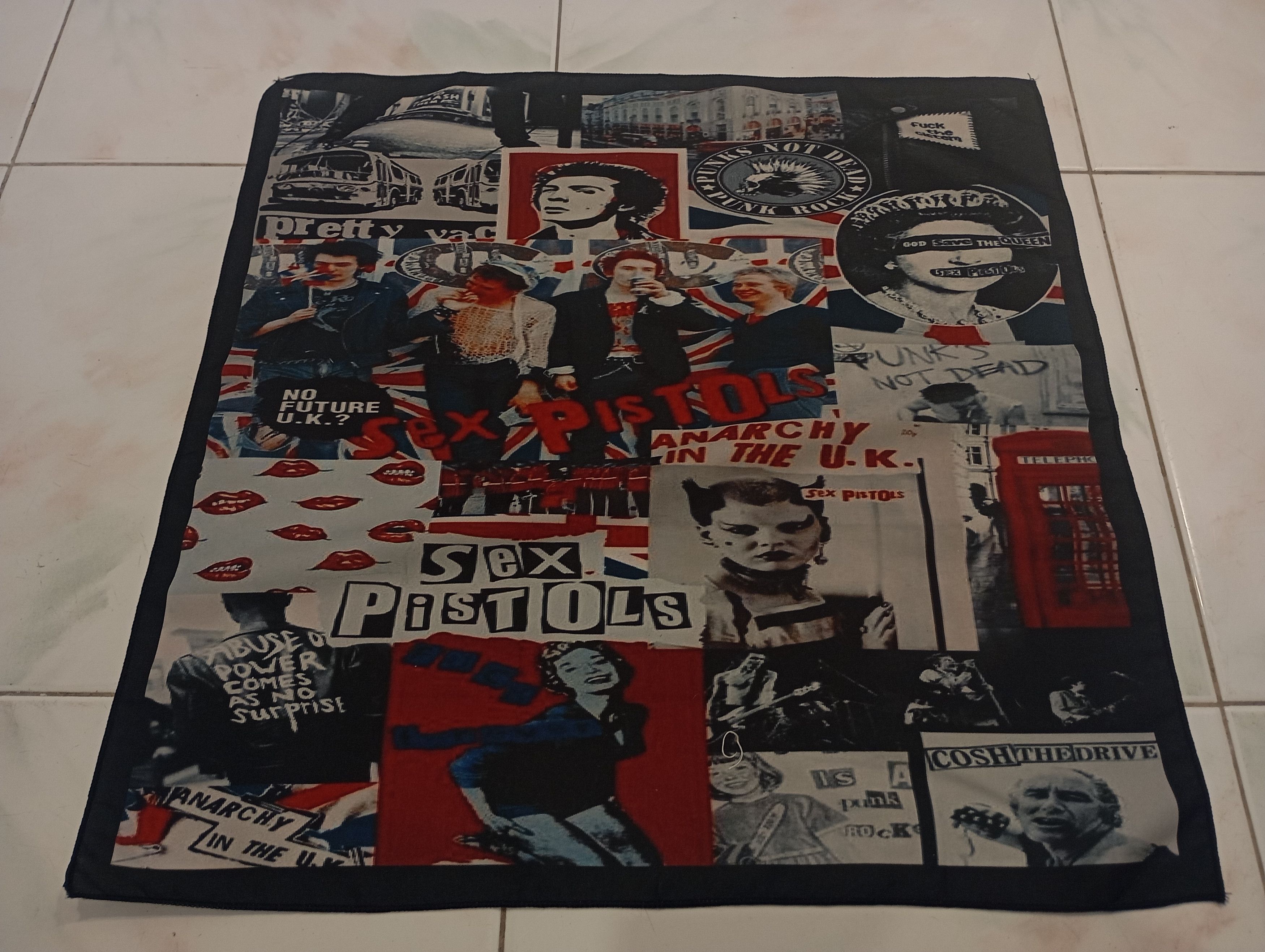 Band Tees Skulls Bandana Handkerchief sex pistols Size ONE SIZE - 4 Thumbnail