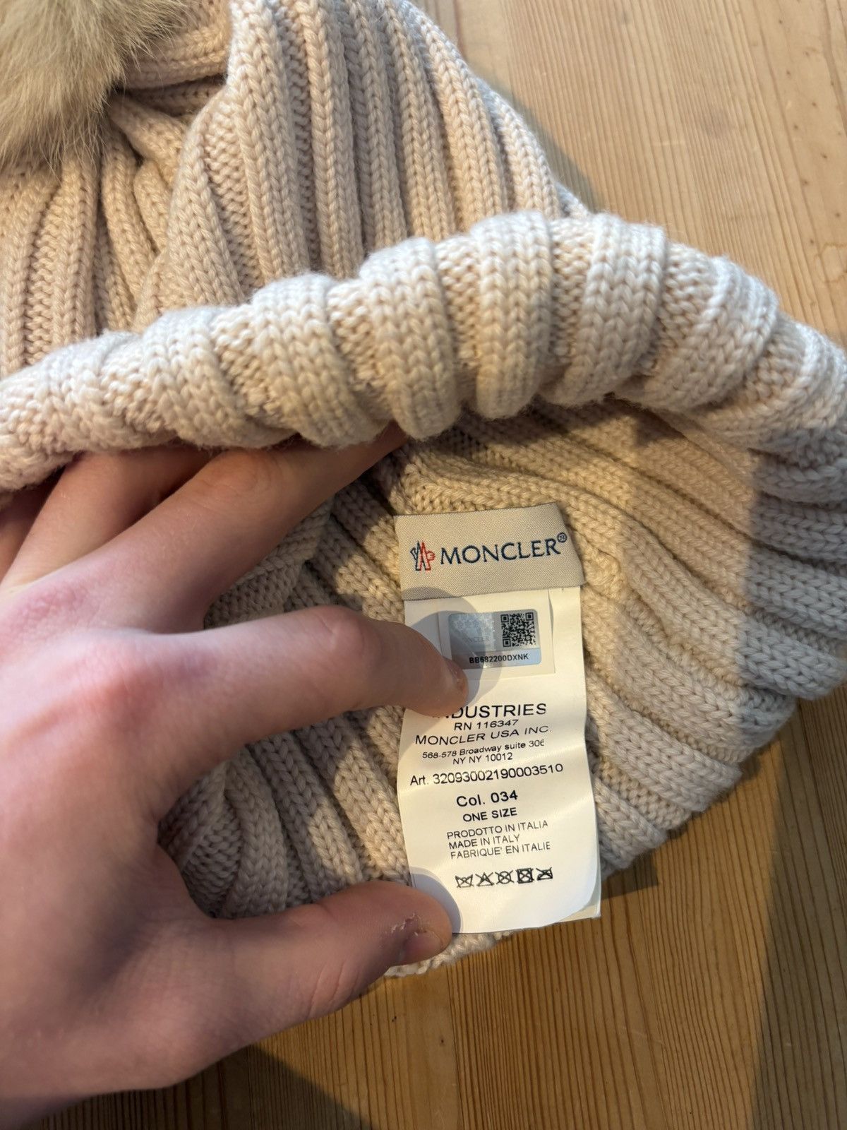 Moncler Moncler Berretto Pom Pom Womens Beanie Size ONE SIZE - 8 Thumbnail