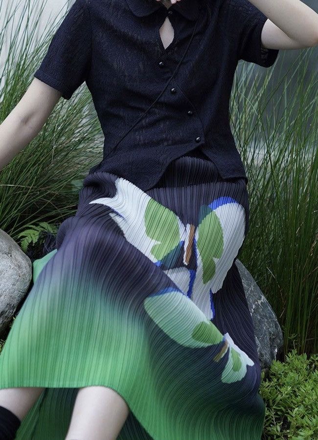 Other Butterfly Gradient Pleated Skirt Size 34" / US 12 / IT 48 - 5 Thumbnail