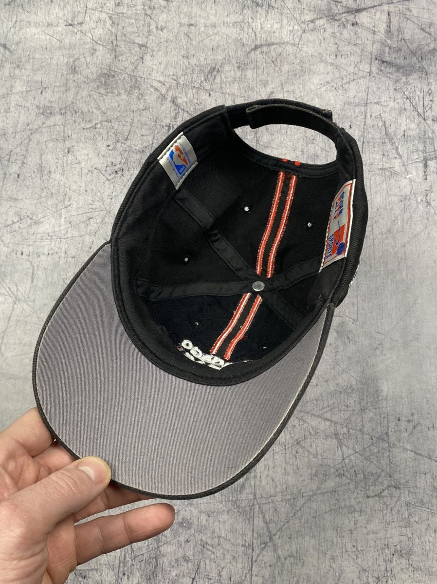 NBA × Vintage Vintage Chicago Bulls NBA Cap Size ONE SIZE - 9 Thumbnail