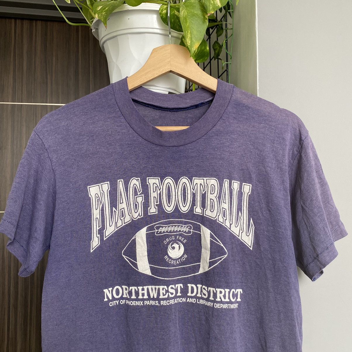 Vintage Thrashed Faded Vintage 80s Football Drug Free ERD GRUNGE TEE Size US M / EU 48-50 / 2 - 2 Thumbnail