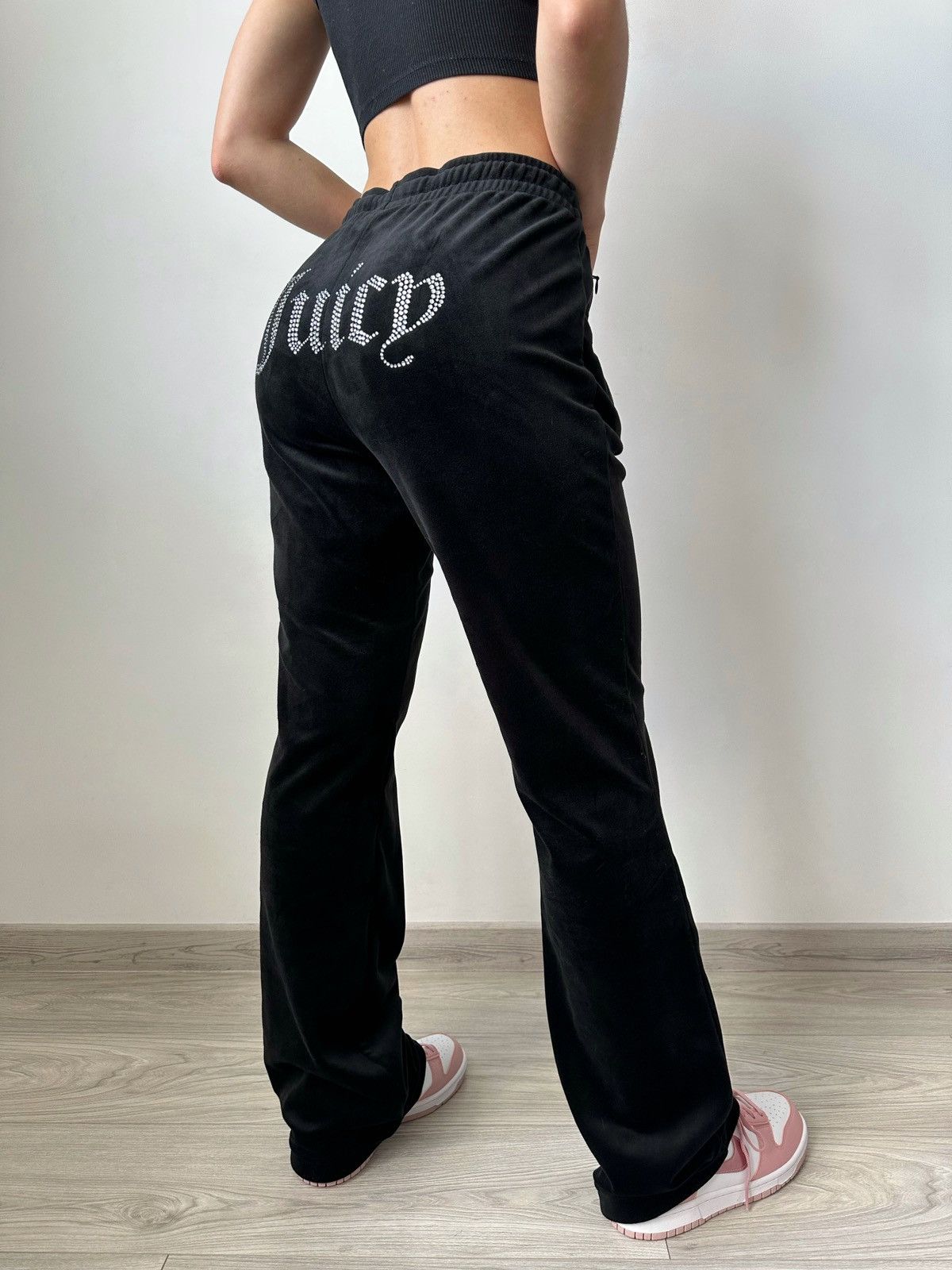 Juicy Couture Juicy Couture Big Logo Velvet Pants Vintage Y2K Style Size 32" / US 10 / IT 46 - 1 Thumbnail