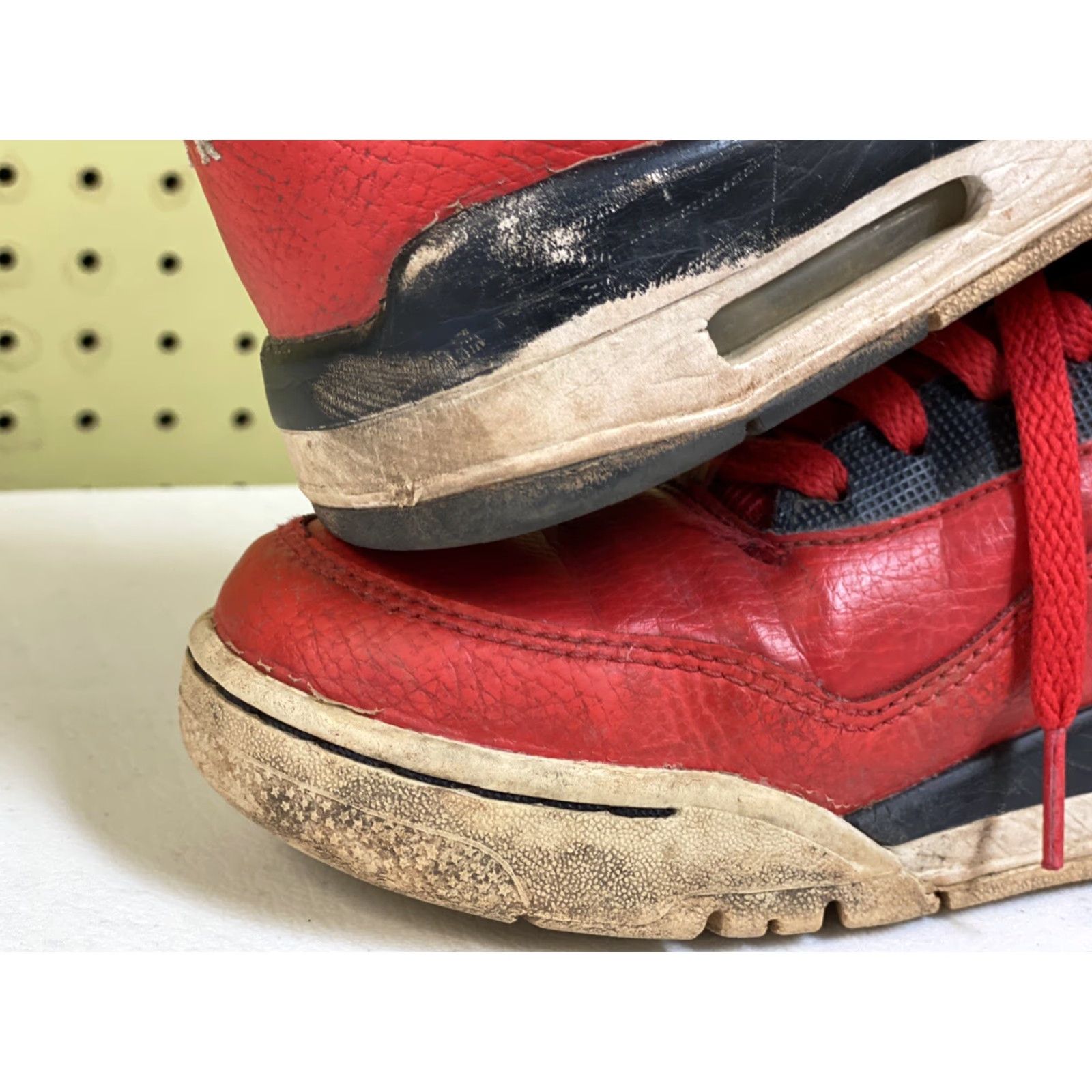 Nike NIKE FLIGHT LEGACY UNIVERSITY RED/WHITE-BLCK BQ4212 600 US MEN SZ 7.5 Sneaker Mens Shoes 7.5 Red University Basketball Nike Flight Legacy Mens Size US 8 / EU 41 - 7 Thumbnail