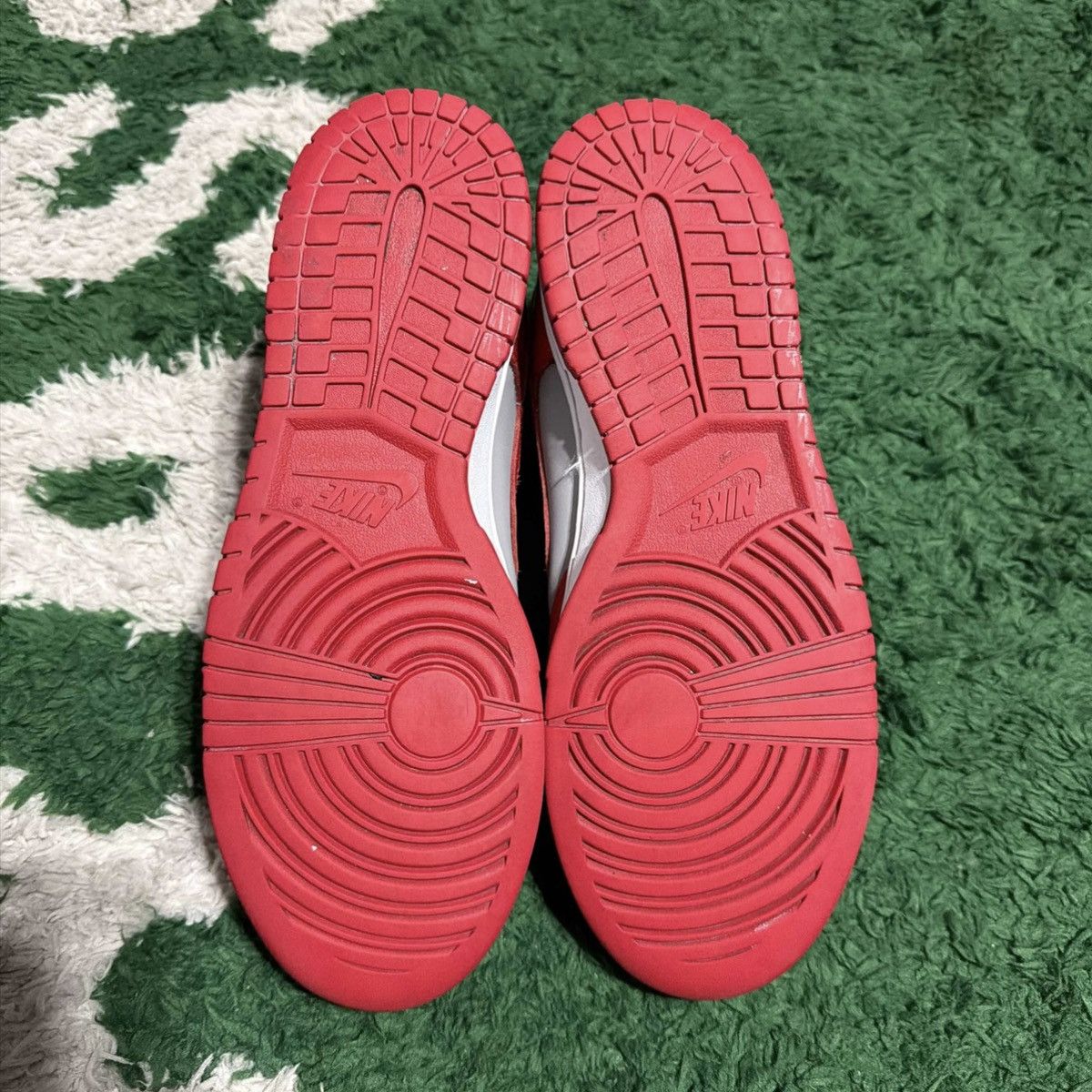 Nike Unlv dunks size 9 Size US 9 / EU 42 - 5 Thumbnail