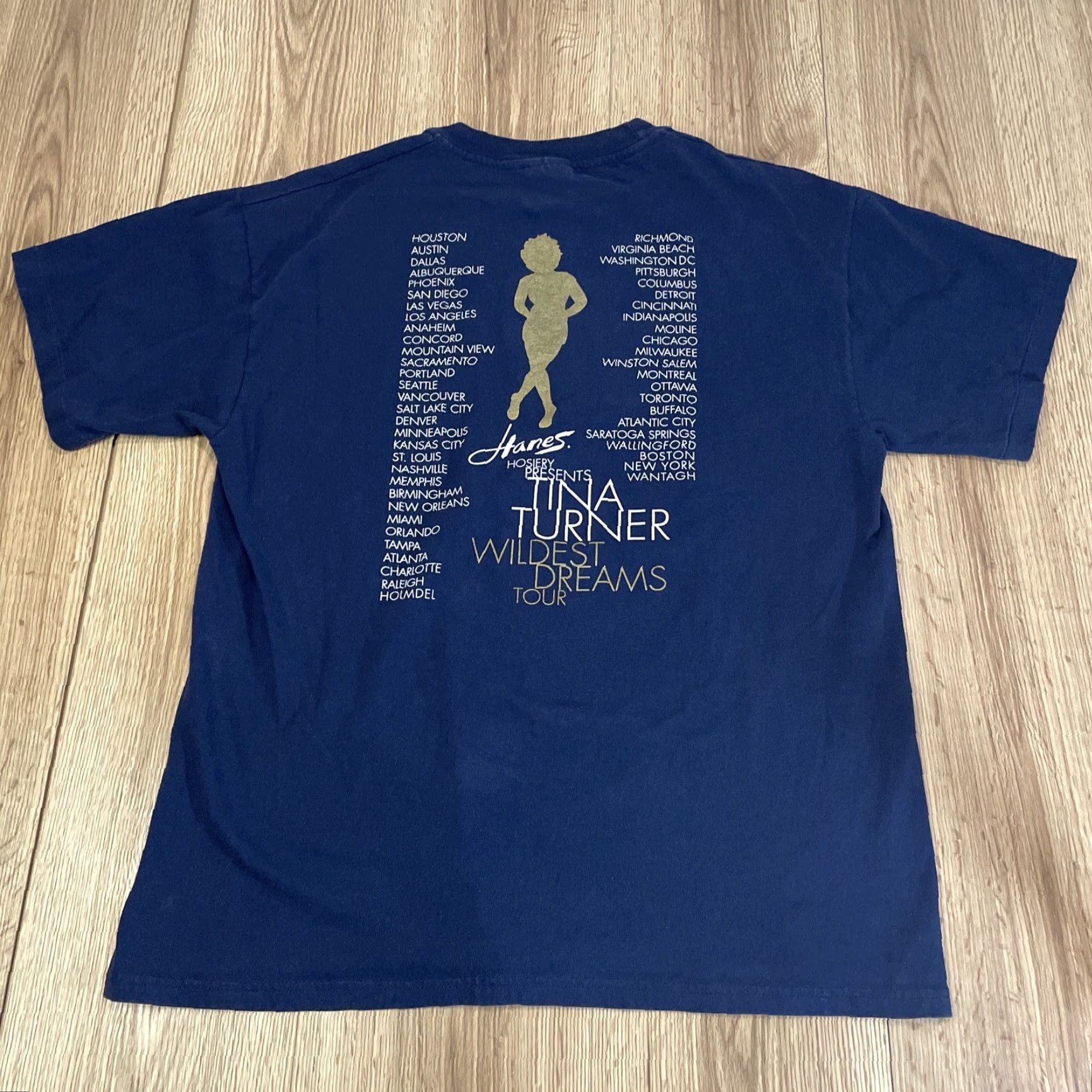 Hanes VINTAGE Tina Turner Tour Shirt Adult L Blue 90s Graphic Double-Sided Mens Size US L / EU 52-54 / 3 - 6 Thumbnail