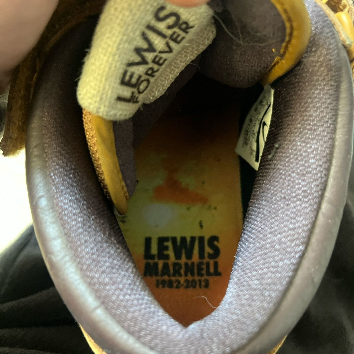 Nike SB Nike Sb Dunk Mid “Lewis Marnell” Size US 8 / EU 41 - 4 Thumbnail