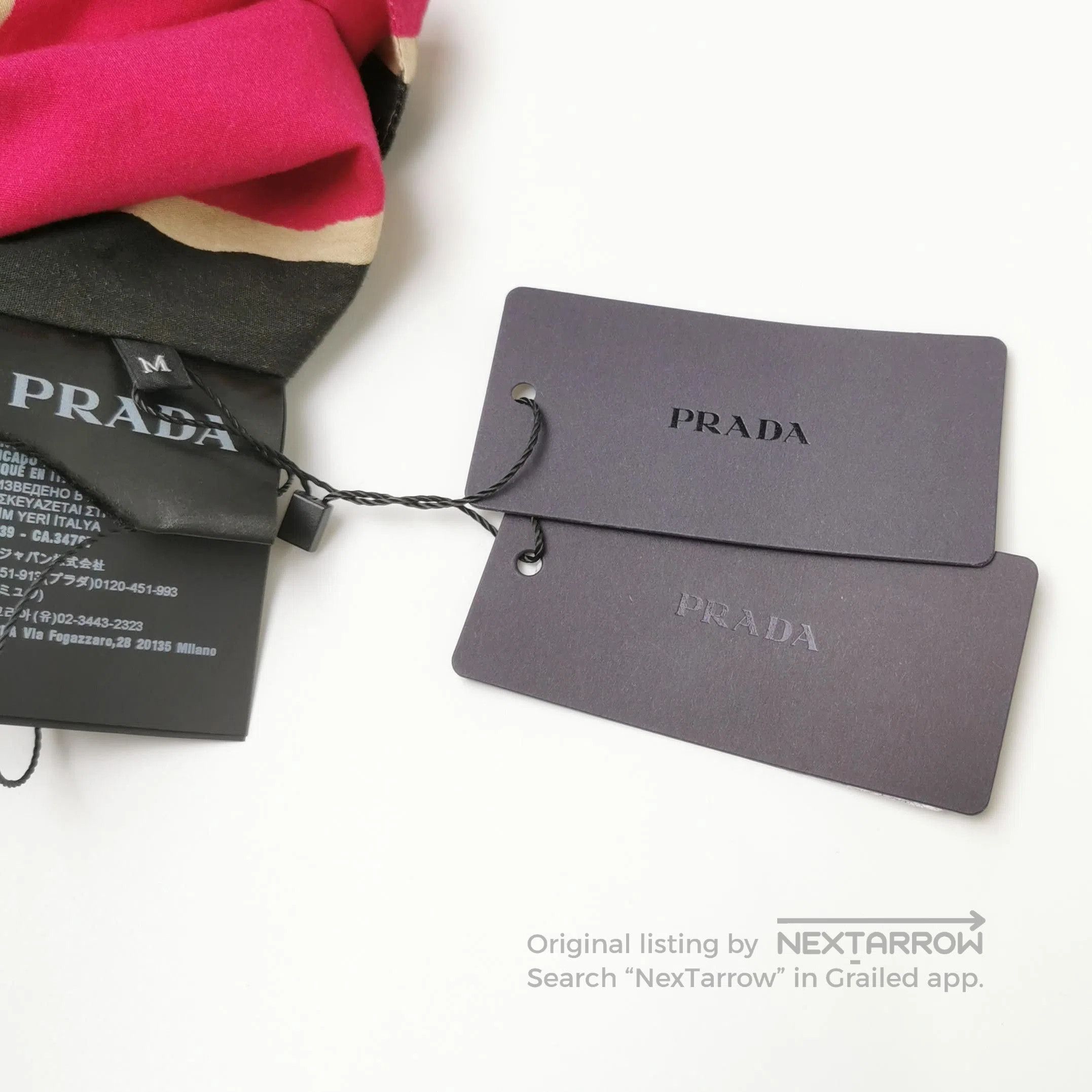 Prada Prada Solid Collared Triangle Logo Short. Size US M / EU 48-50 / 2 - 5 Thumbnail