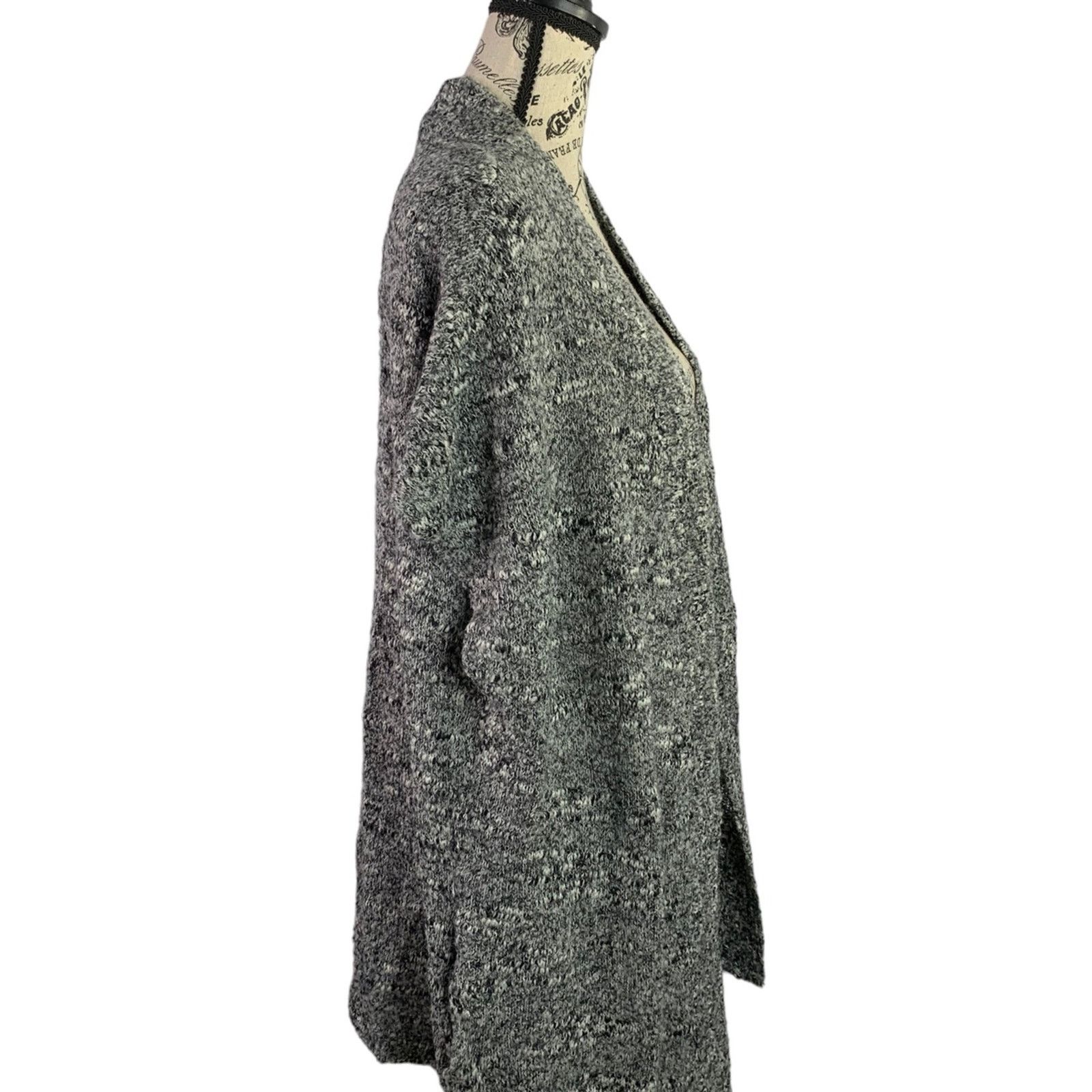 Tommy Bahama Tommy Bahama Women's Size Small Cardigan Sweater Wool Blend Size S / US 4 / IT 40 - 6 Thumbnail