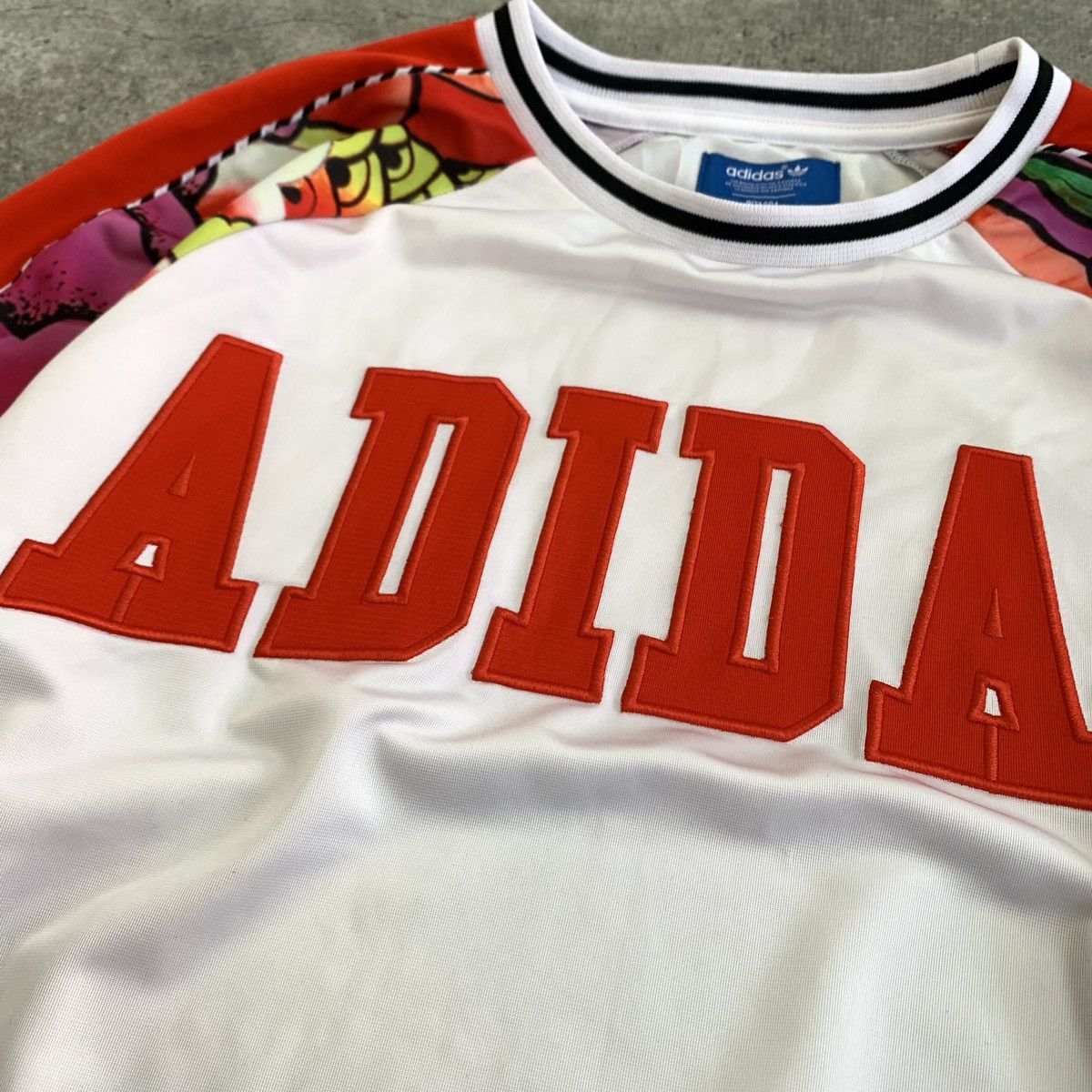 Adidas SWEATER ADIDAS X RITAORA Size US L / EU 52-54 / 3 - 4 Thumbnail