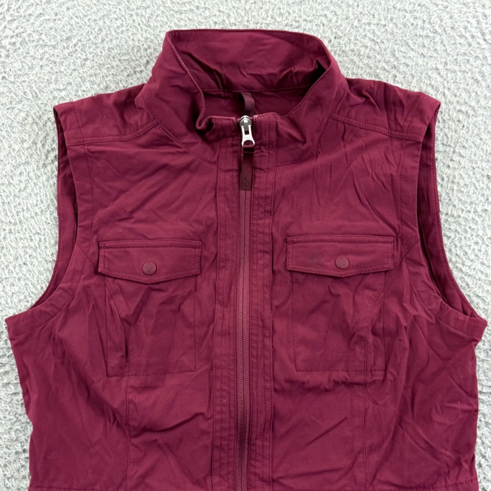 Eddie Bauer Eddie Bauer Travex Vest Womens Medium Plum Travel Outdoor Zip Pockets Vest Size M / US 6-8 / IT 42-44 - 3 Thumbnail