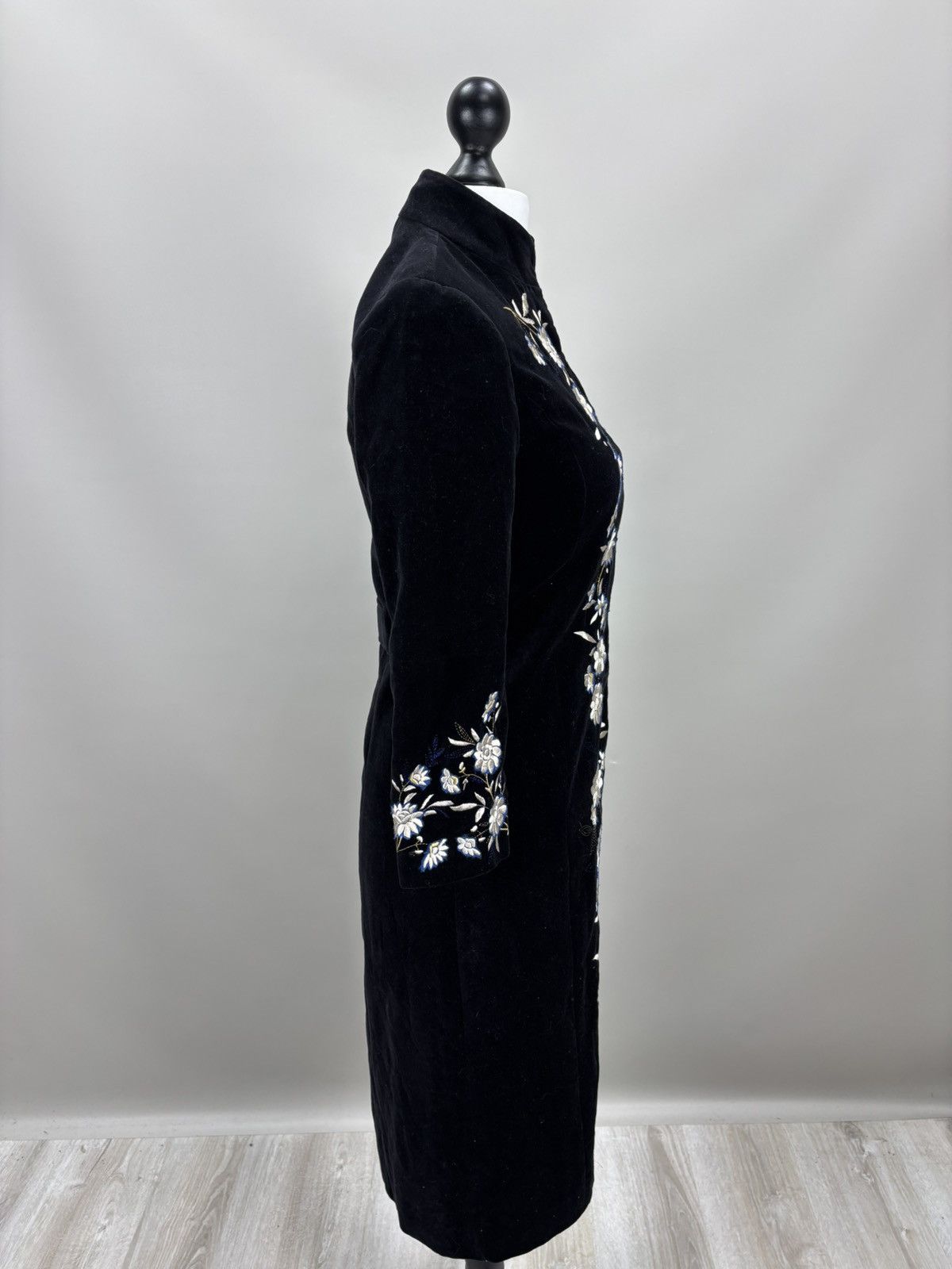 Laura Ashley Womens corduroy coat Laura Ashley Size 4 Color Black Size S / US 4 / IT 40 - 5 Thumbnail