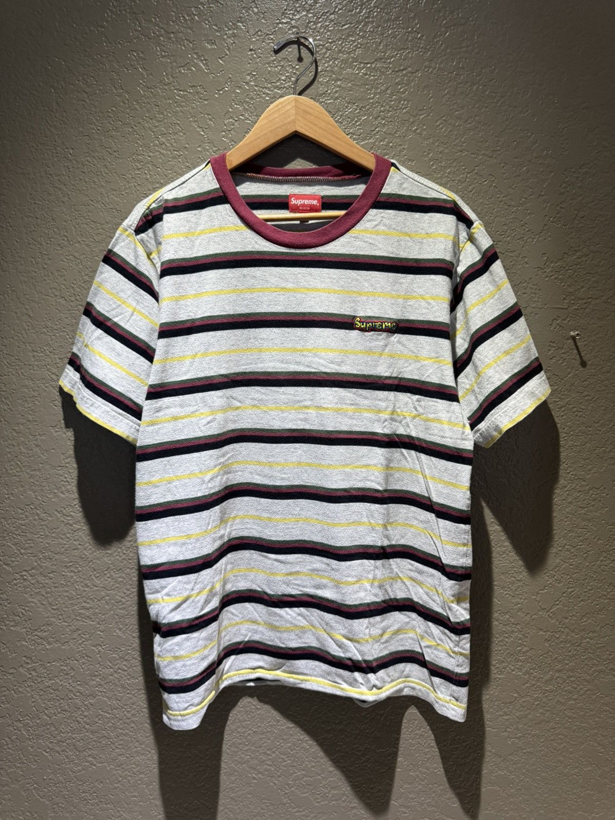 Supreme Supreme Gonz Logo Striped Tee Medium Rasta Green Red Yellow Size US M / EU 48-50 / 2 - 1 Thumbnail