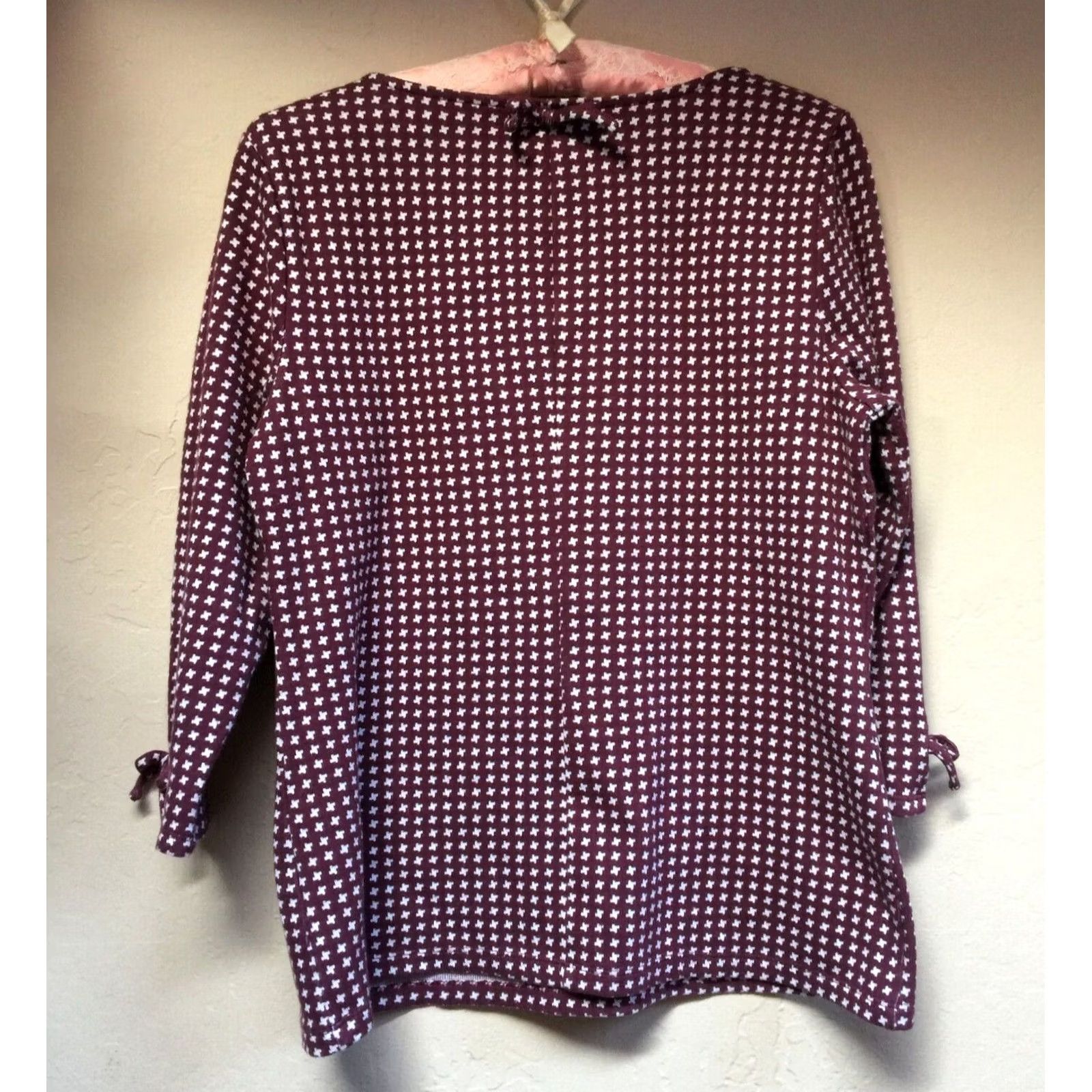 Talbots Talbots Women's Blouse Cross Knit Top 3/4 Sleeve Stretch PM Petite Maroon White Women’s Shirts Womens Size M / US 6-8 / IT 42-44 - 2 Thumbnail