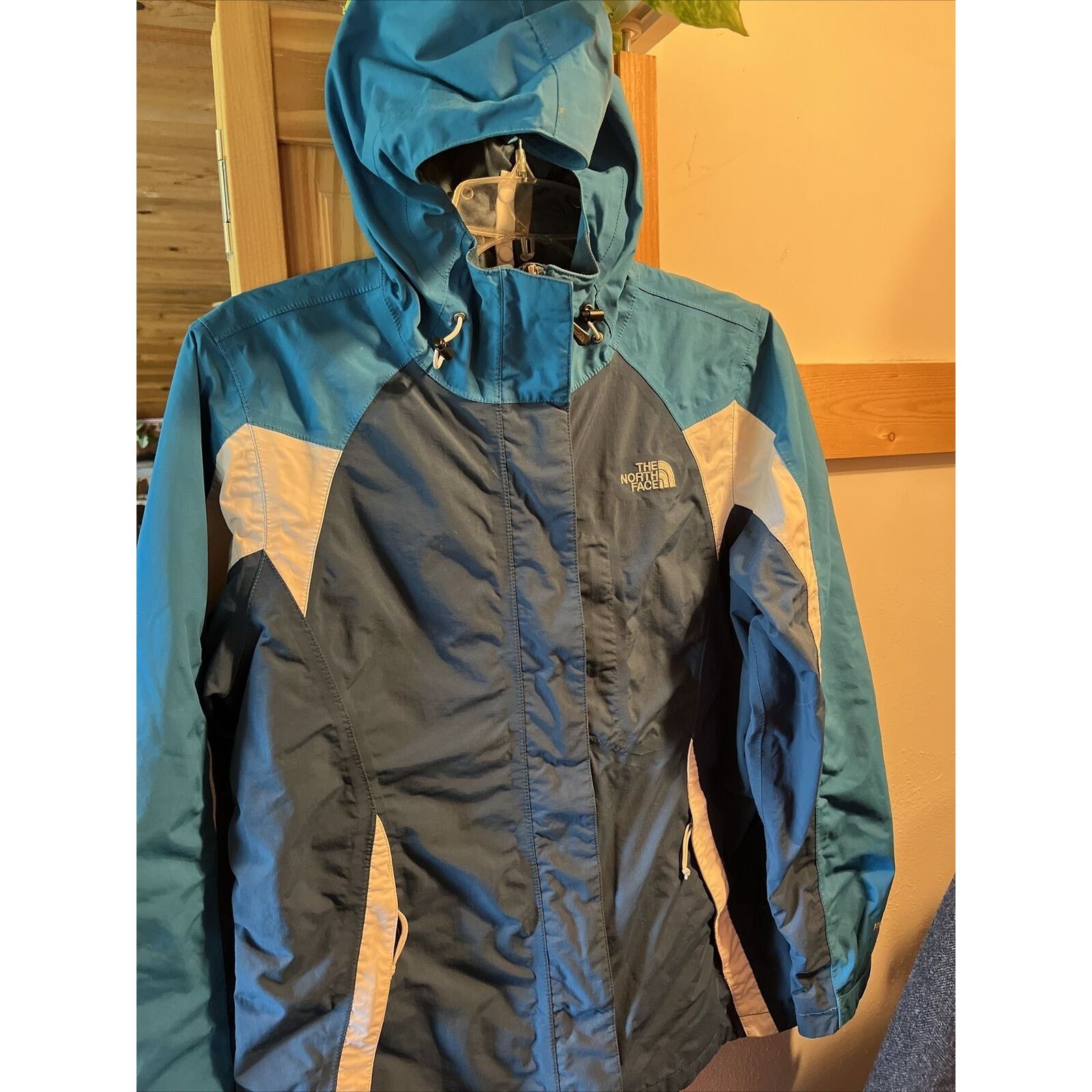 The North Face The North Face HyVent Women’s M Blue Nylon Polyester Jacket Size M / US 6-8 / IT 42-44 - 2 Thumbnail
