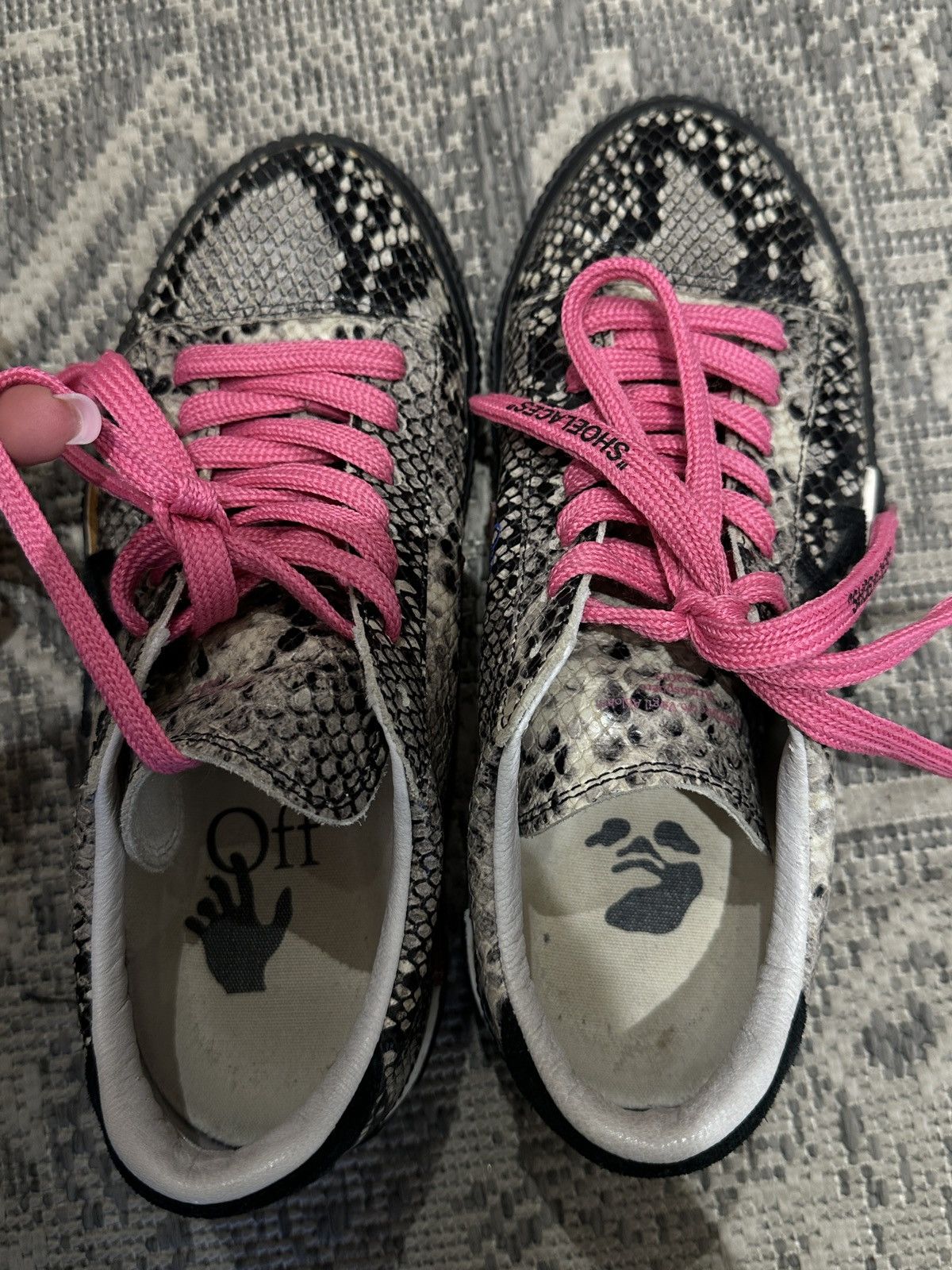 Off-White Off-White c/o Virgil Abloh New Arrow Vulcanized Low Sneakers Size US 7 / IT 37 - 5 Thumbnail