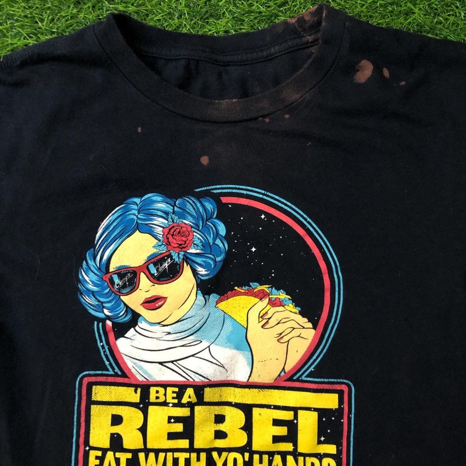 Other Navy Blue Chuy’s ‘Be A Rebel Eat With Yo Hands!’ Graphic Tee Size US S / EU 44-46 / 1 - 3 Thumbnail
