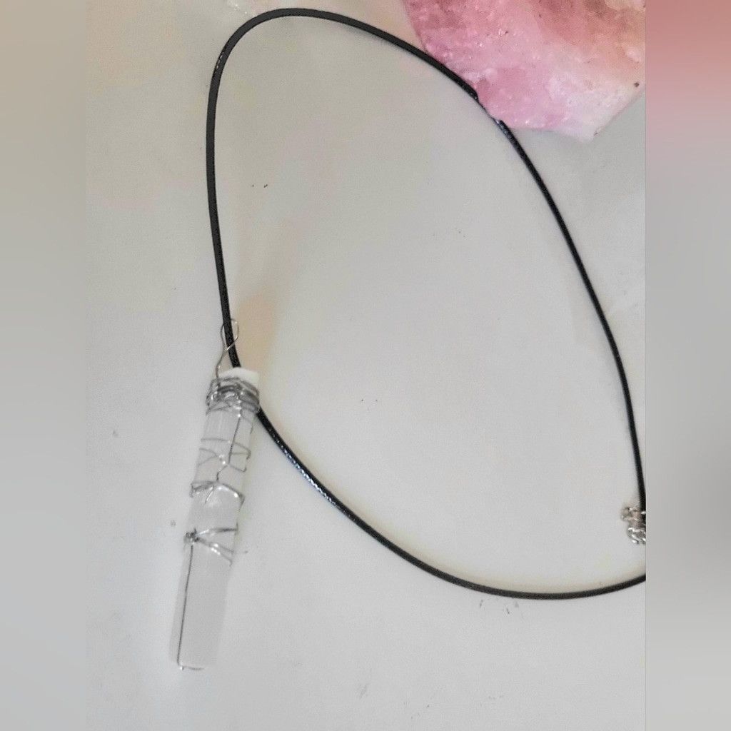 Handmade Silver Wire-Wrapped Selentine Pendant Necklace Hand Crafted Size ONE SIZE - 3 Thumbnail