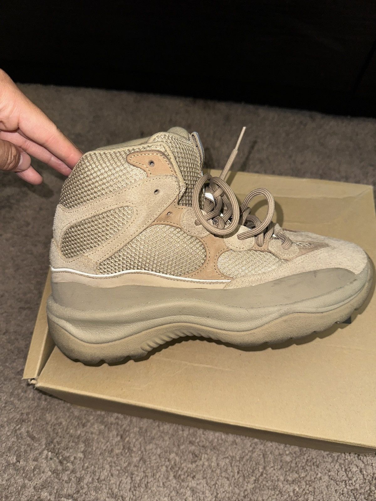 Yeezy Yeezy DSRT Boot Size US 9 / EU 42 - 6 Thumbnail
