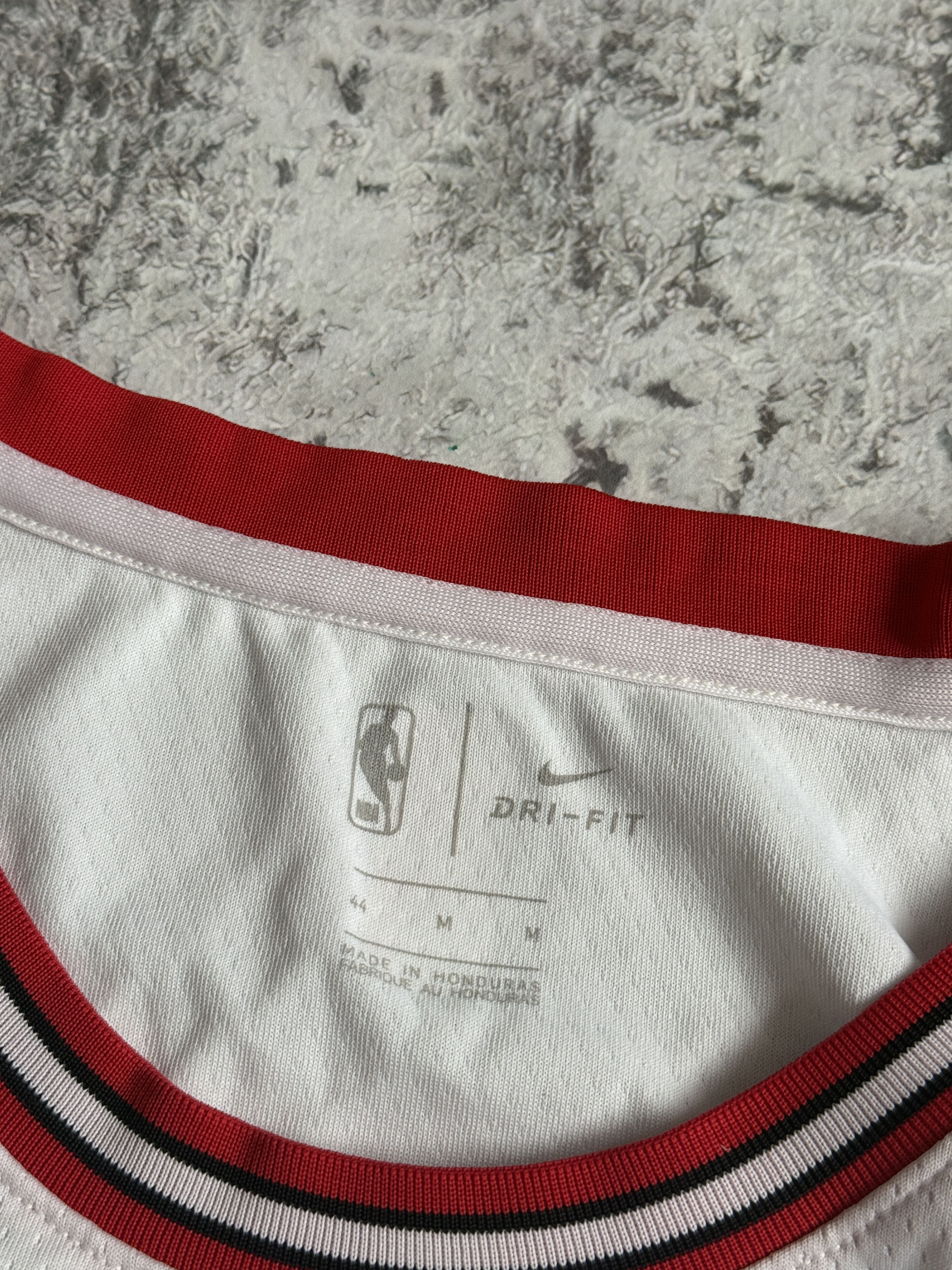 Nike Chicago Bulls Authentic Blank Jersey DRI FIT NIKE M Size US M / EU 48-50 / 2 - 3 Thumbnail