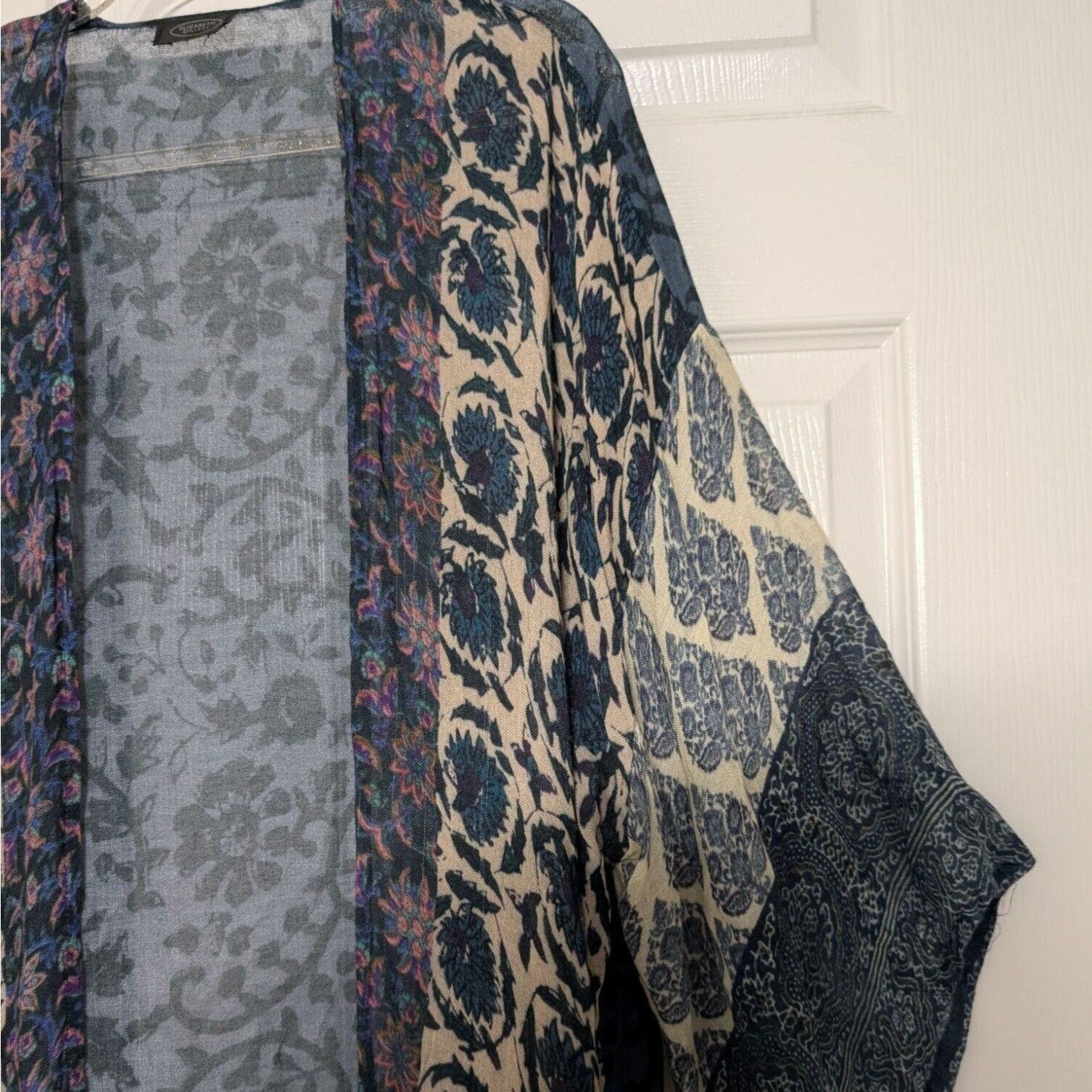 Anthropologie Anthropologie Elizabeth Gillett Floral Indira Kimono Womens Size ONE SIZE - 3 Thumbnail