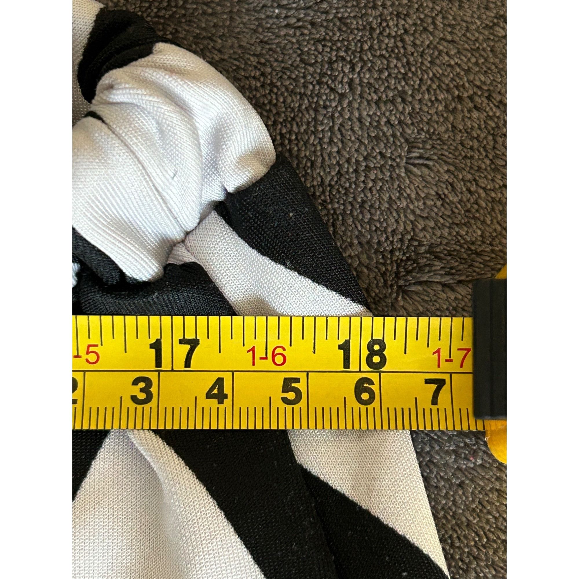 Other Inner Beauty Black and White Pencil Skirt Size 24" / US 00 / IT 34 - 7 Thumbnail
