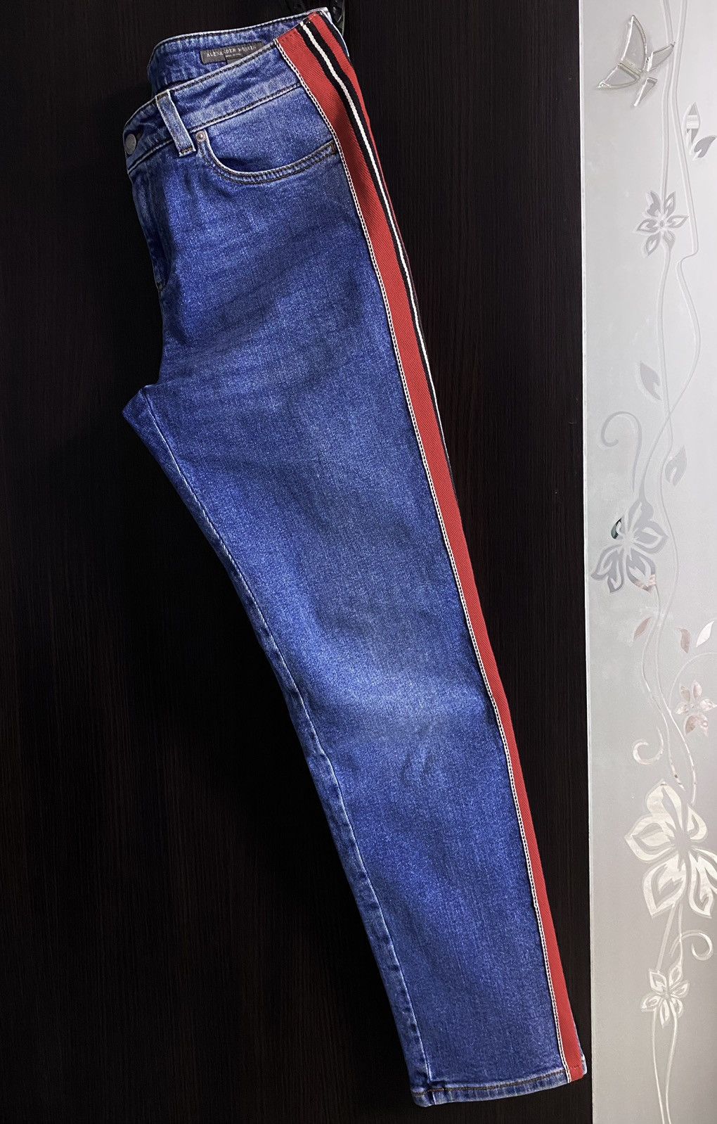 Alexander McQueen 2018 Alexander McQueen Side Stripe Washed Skinny Jeans Denim Size 26" / US 2 / IT 38 - 6 Thumbnail