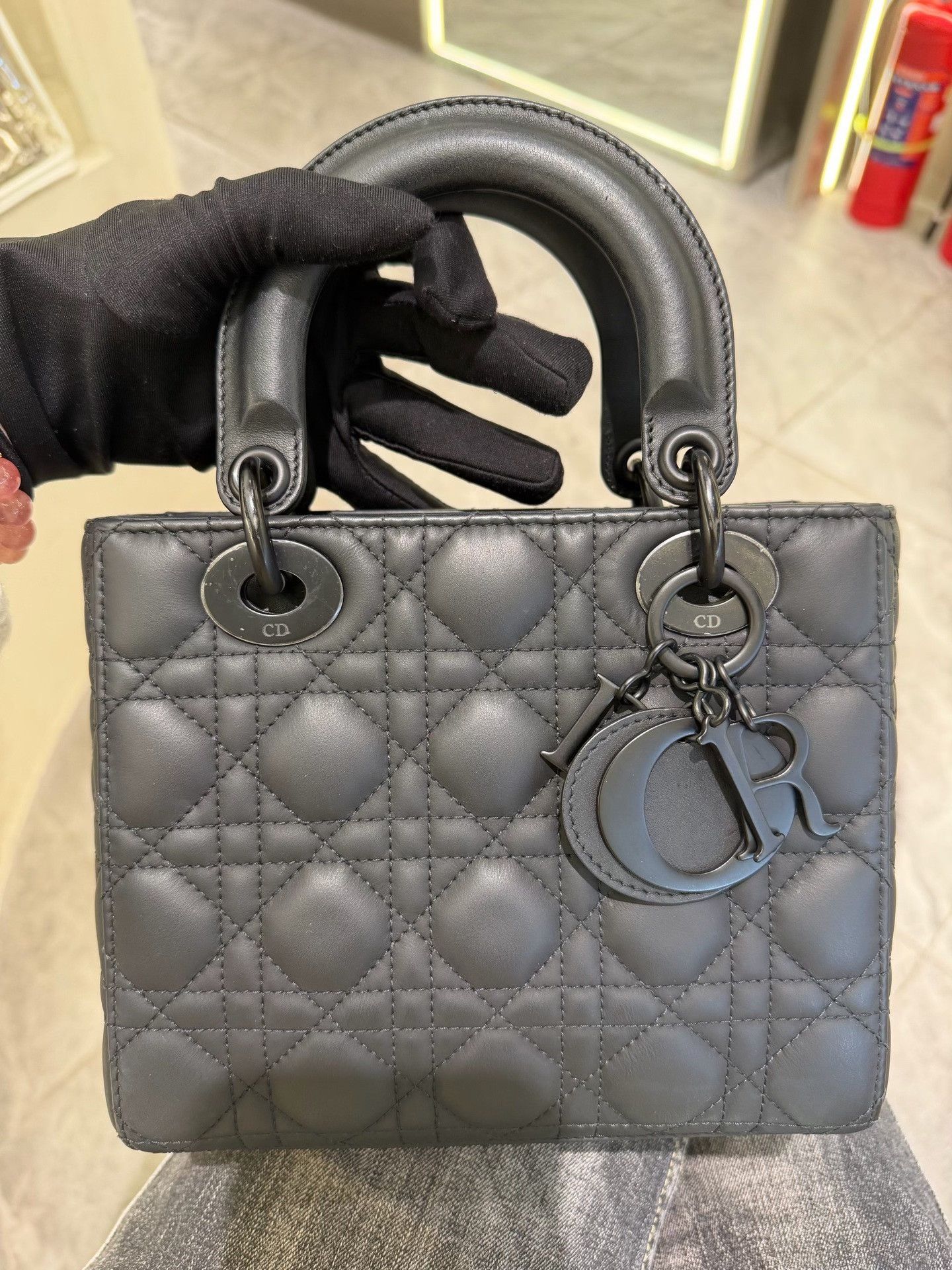 Dior Pre-loved Bag Very good condition Size ONE SIZE - 1 Thumbnail